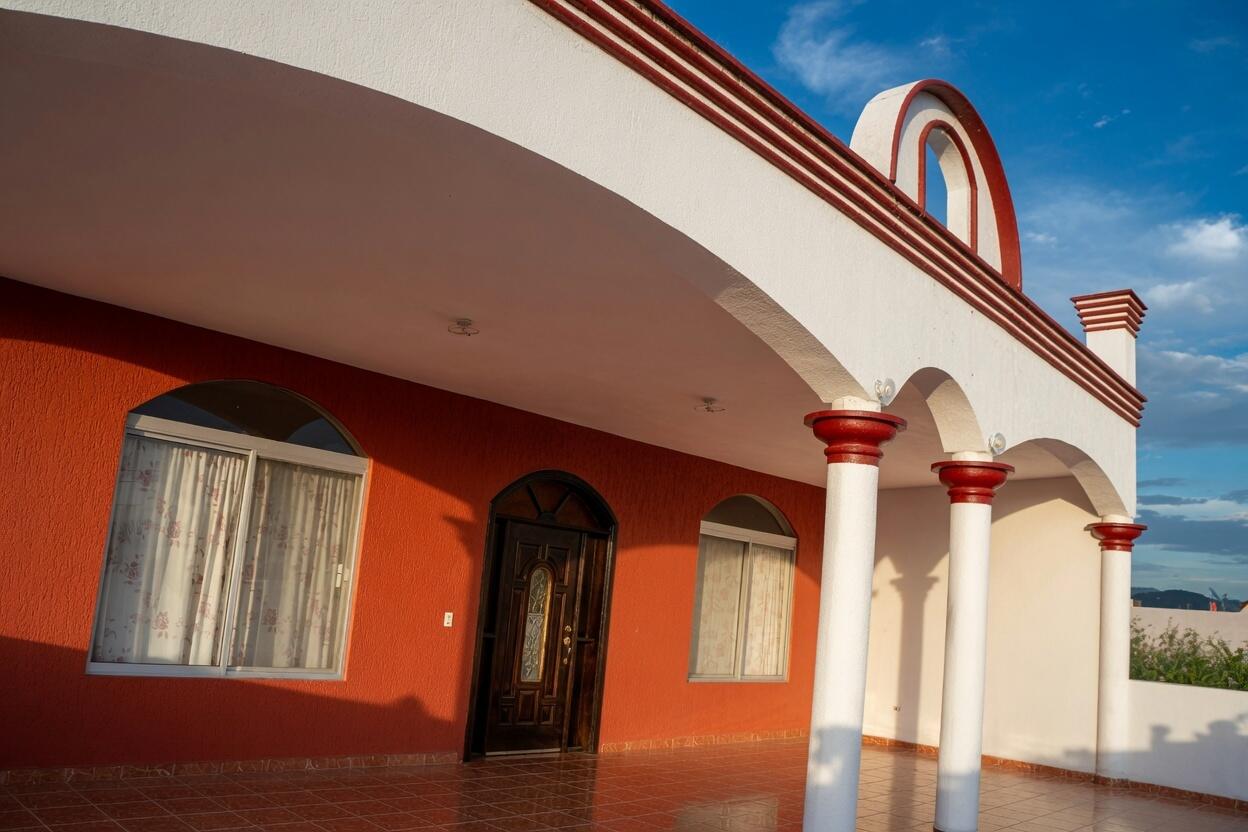 Casa Tiburon