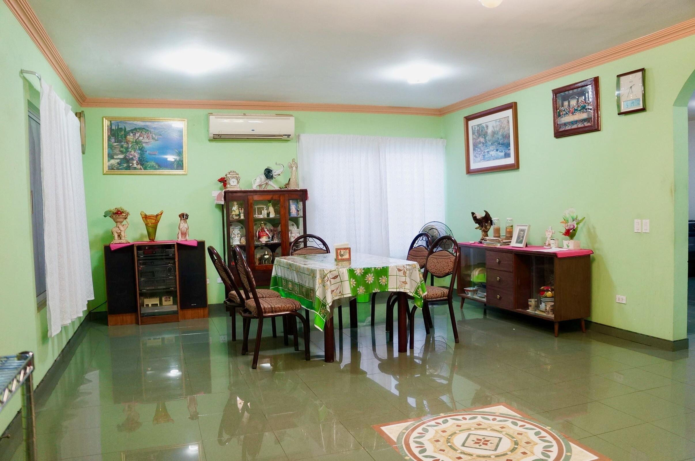 Casa Tiburon