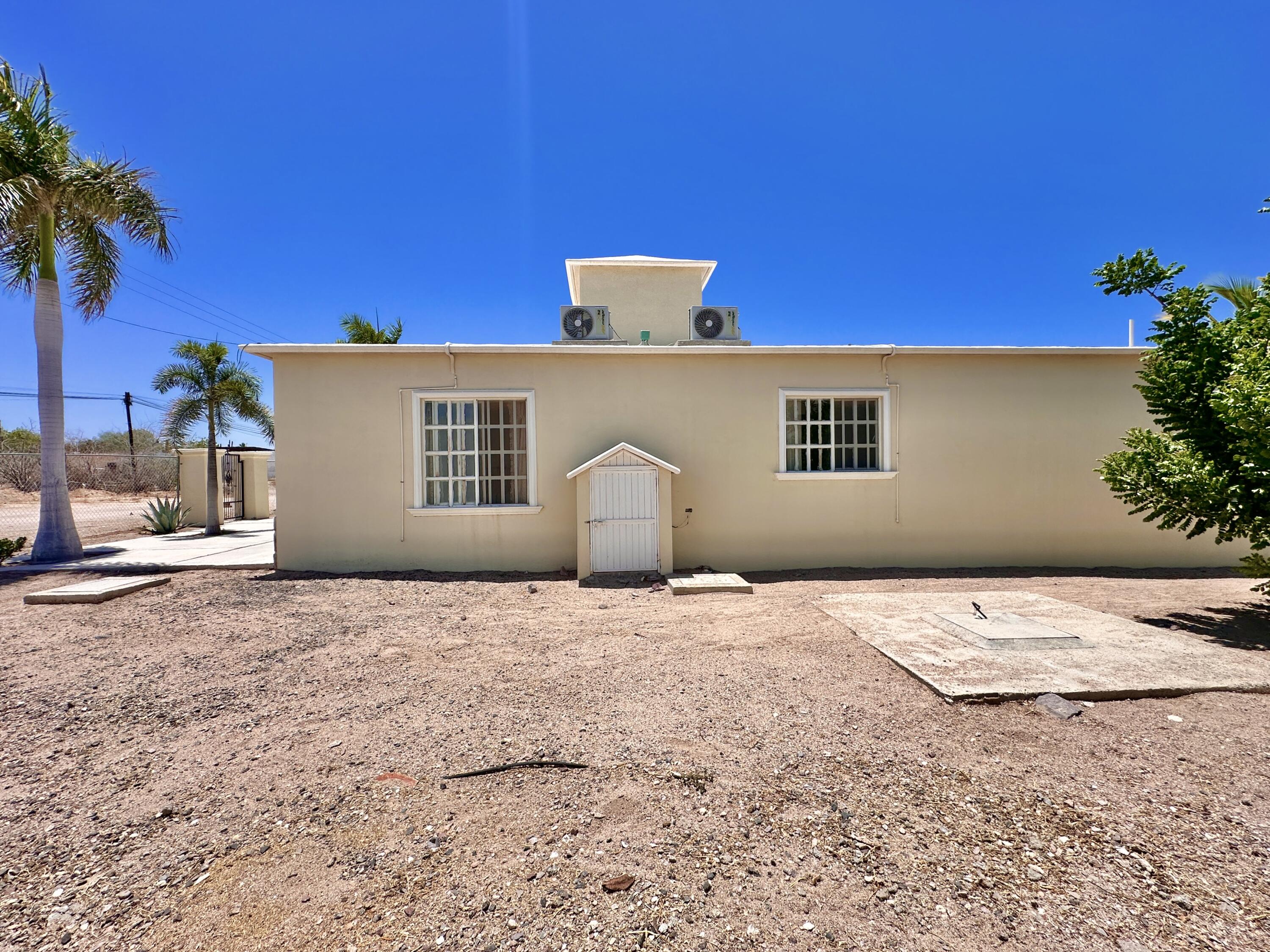 Calle 8 corner Lazaro Cardenas, CASA MARIA