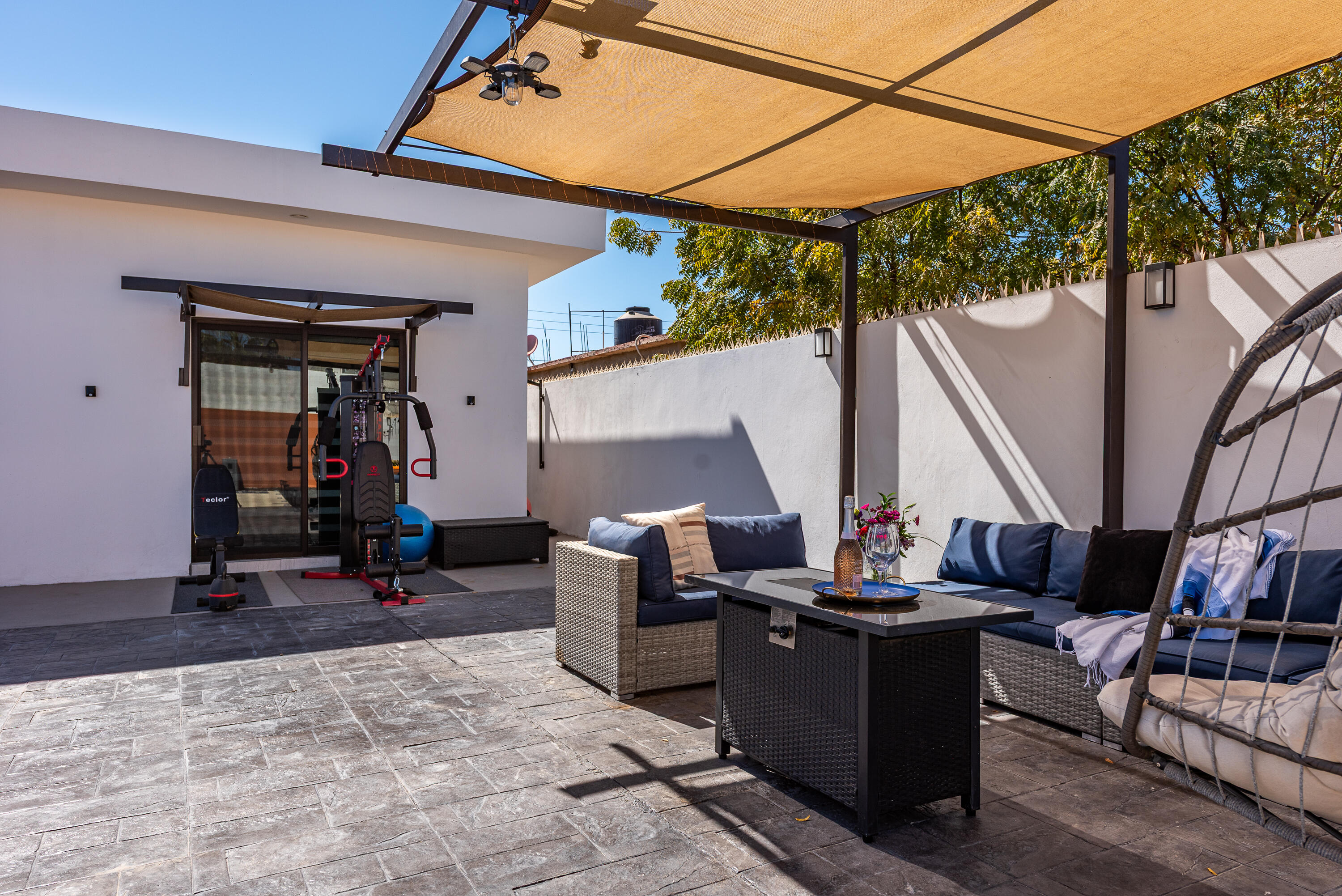 600 Calle Zacatecas, CASA BLANCA OASIS