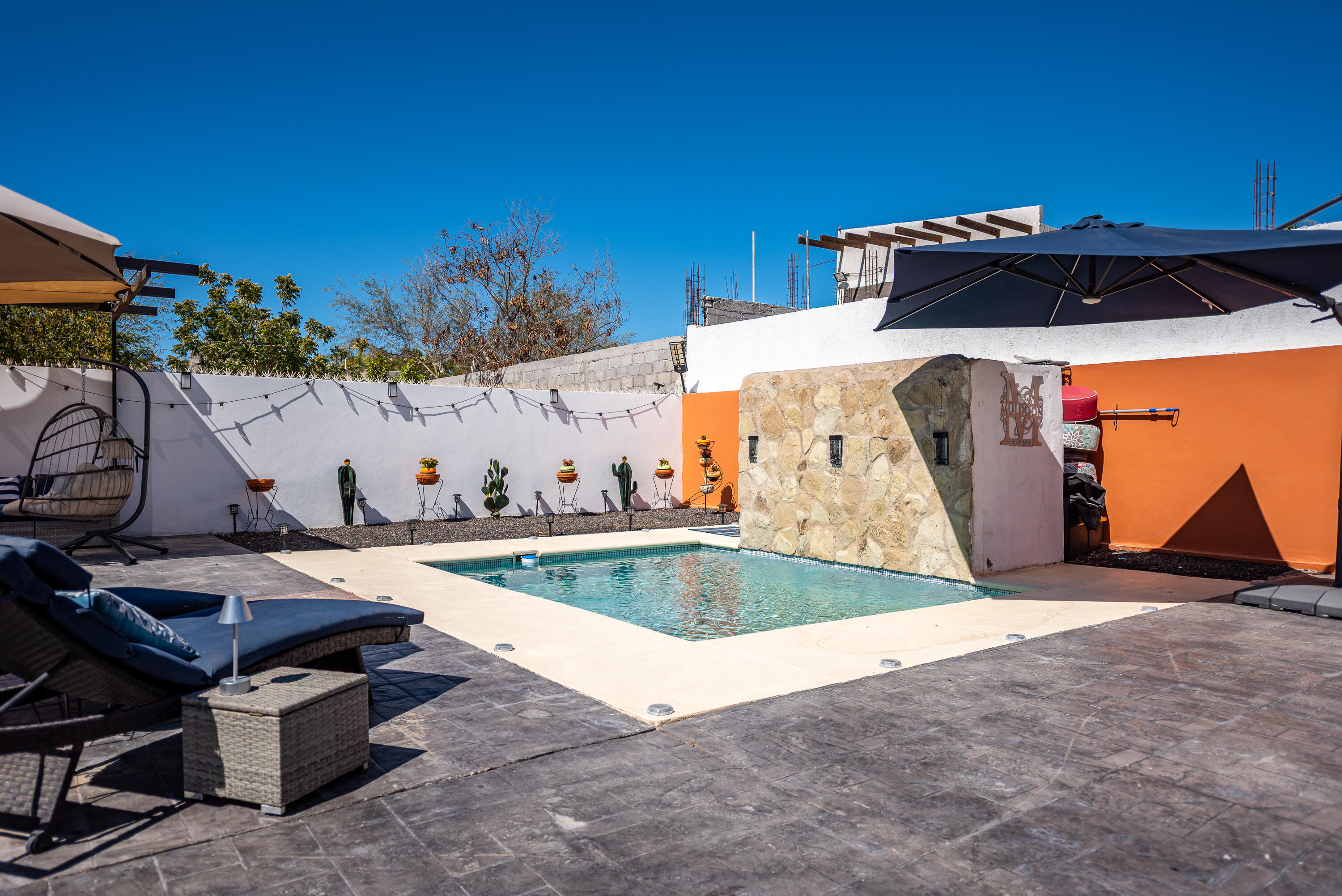 600 Calle Zacatecas, CASA BLANCA OASIS
