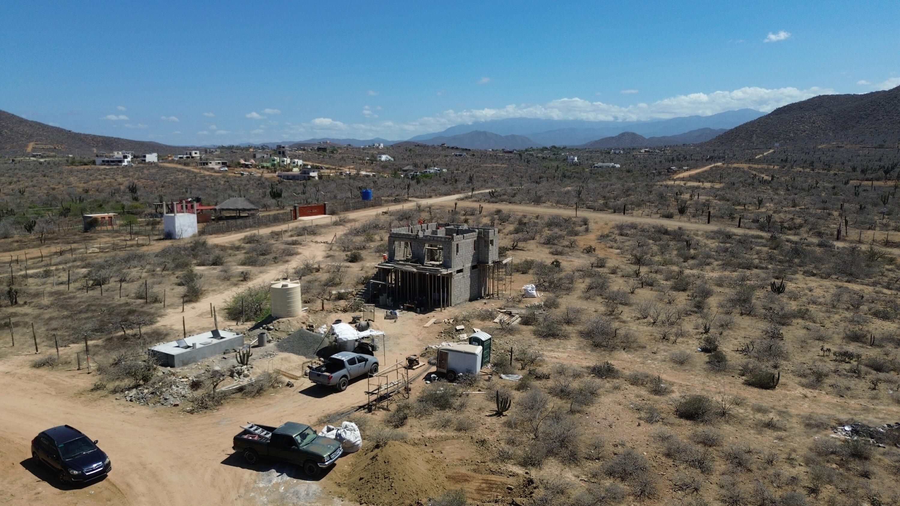 Cerritos Lookout