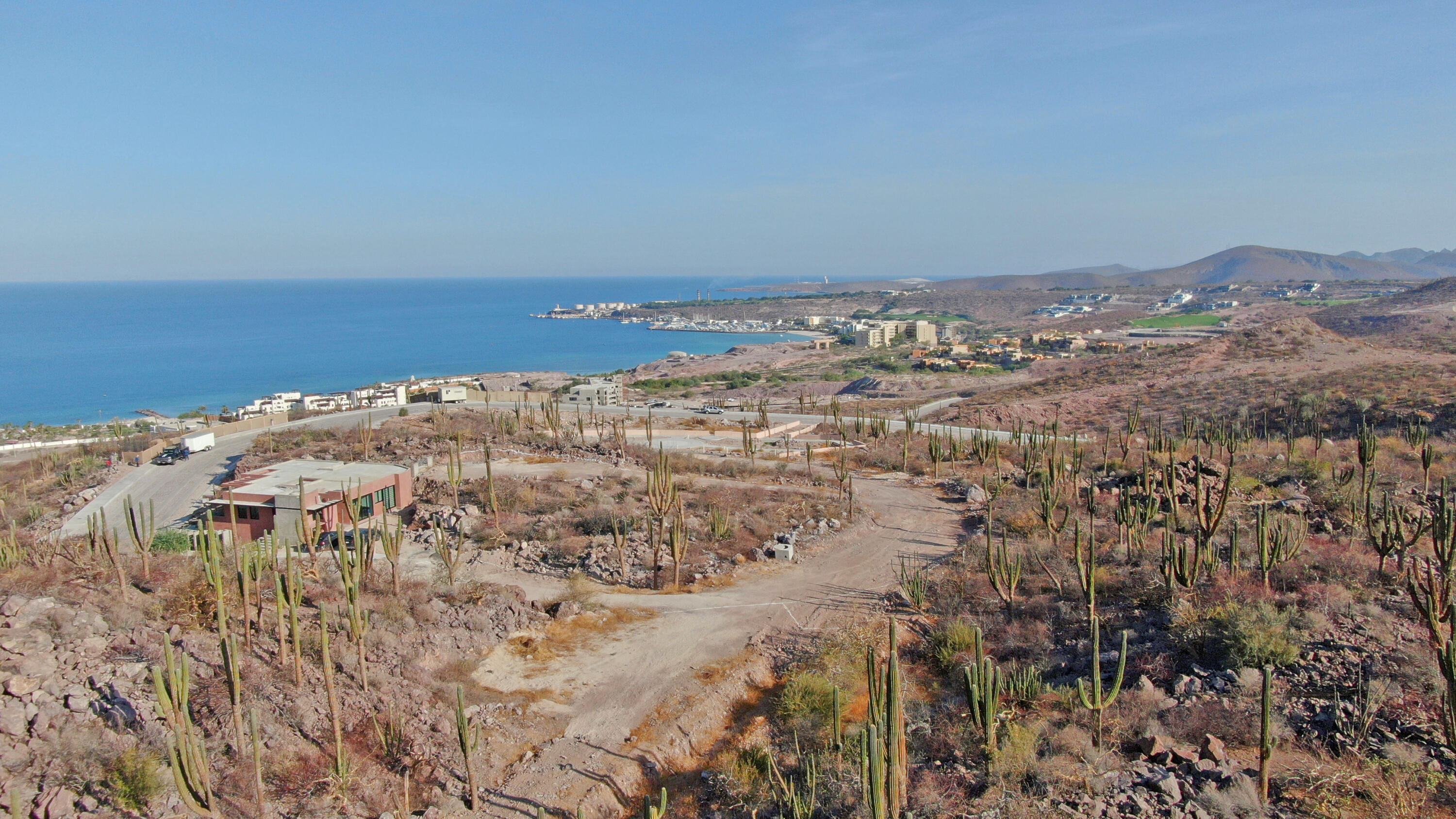 Lot 22-M11, Pedregal La Paz