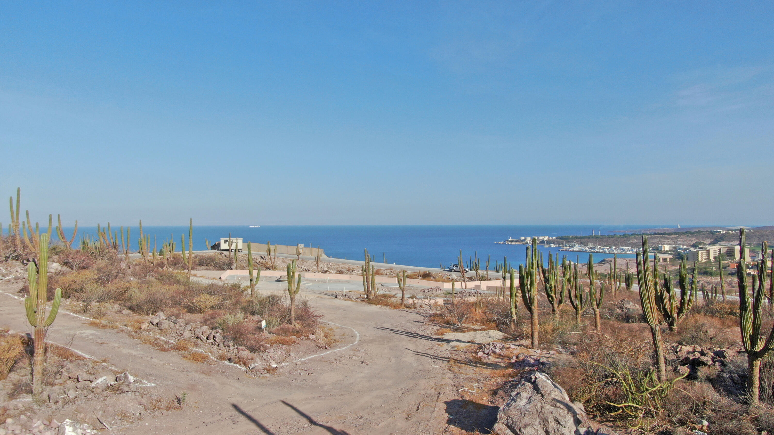Lot 22-M11, Pedregal La Paz