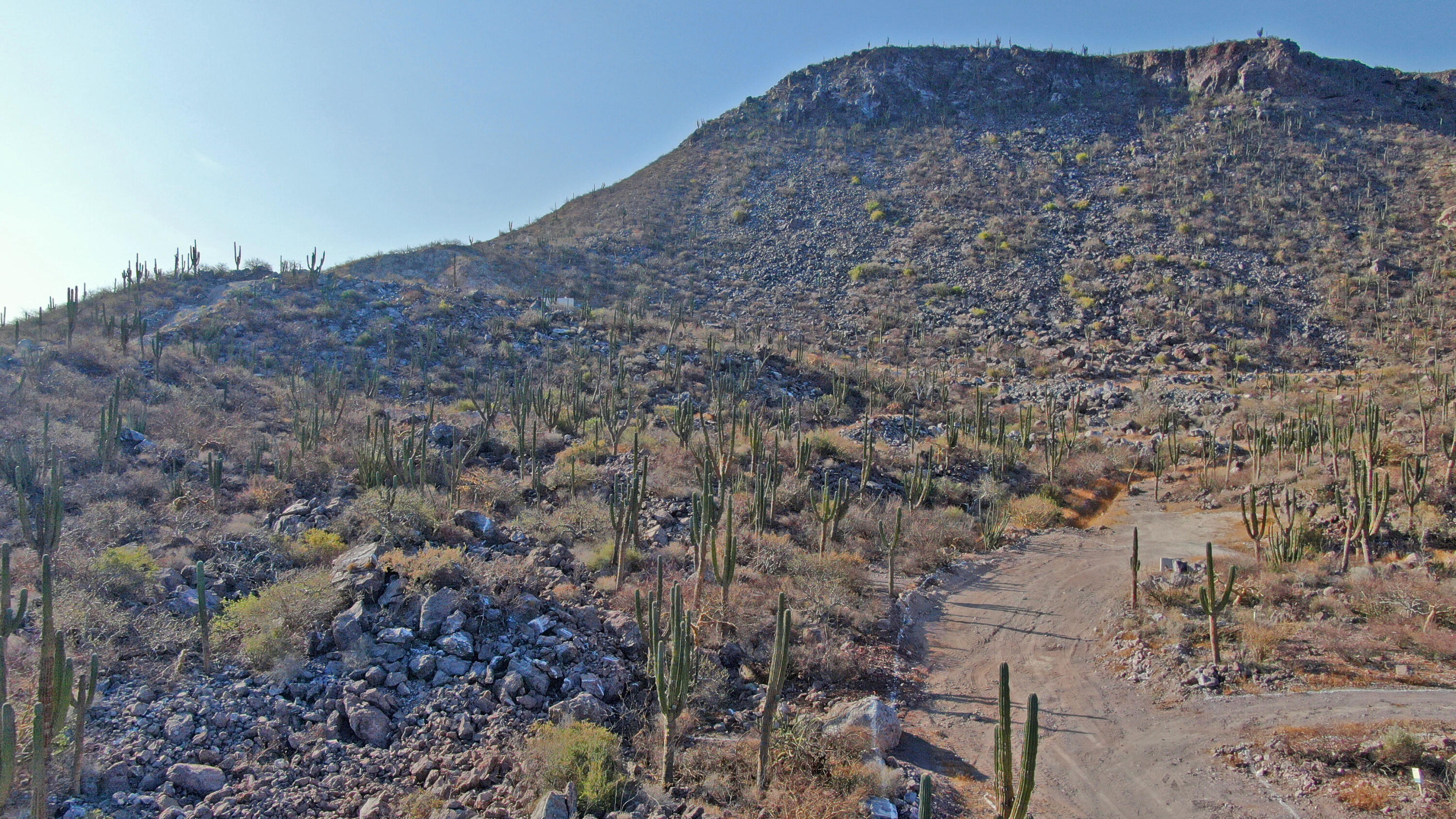 Lot 22-M11, Pedregal La Paz