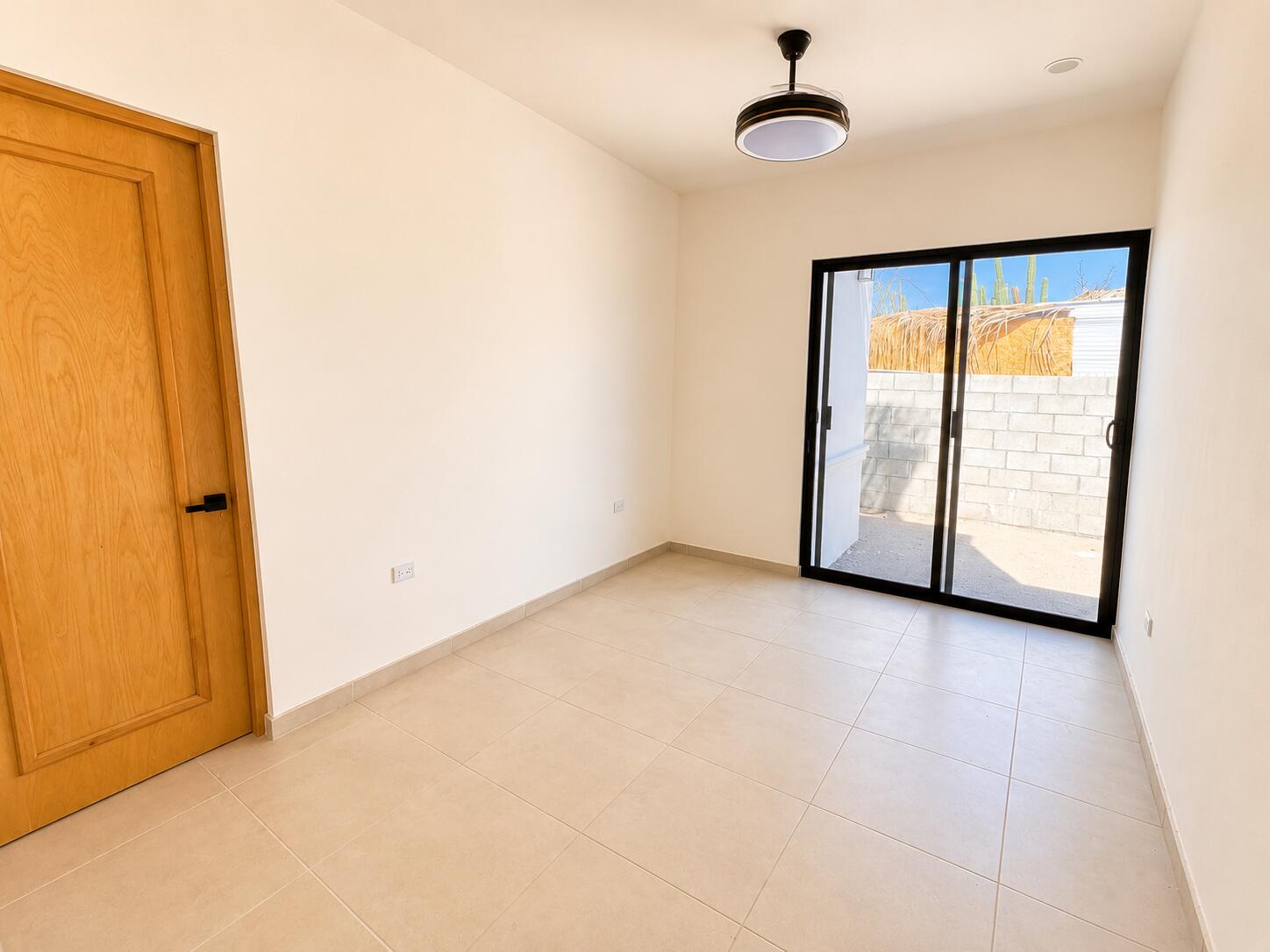 El Centenario, CASA CARDON REAL