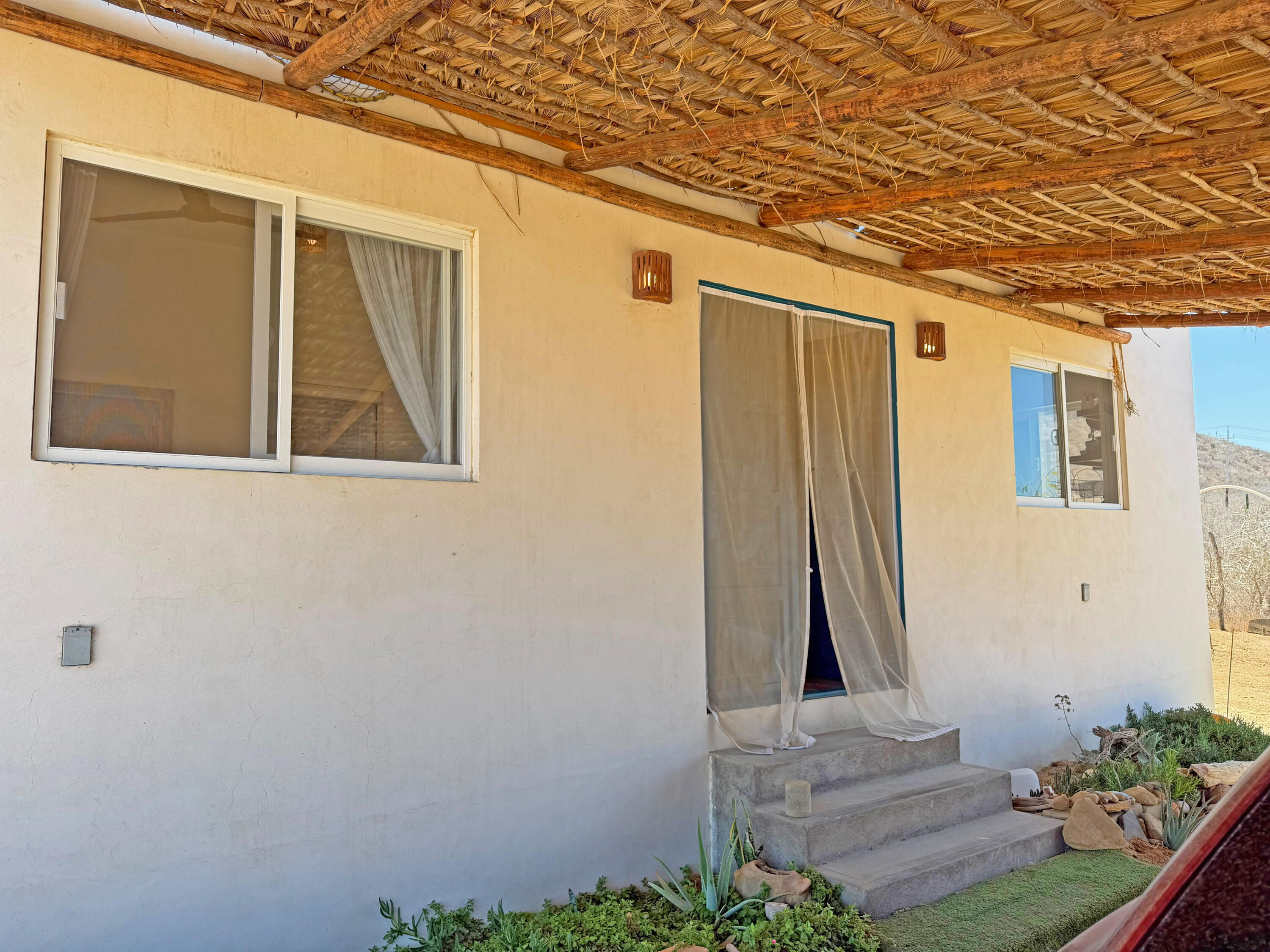 Cerritos Corner Casita