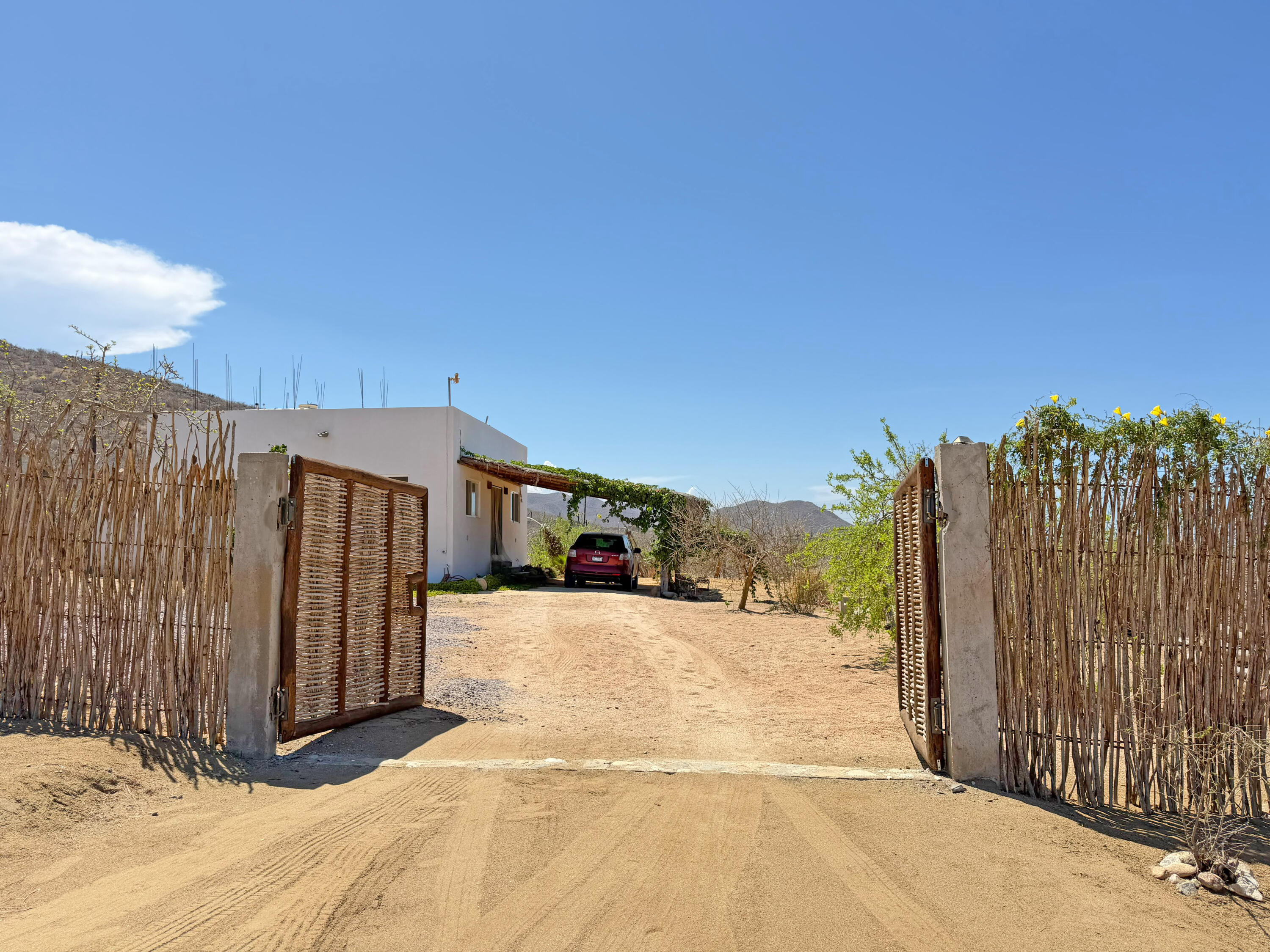 Cerritos Corner Casita