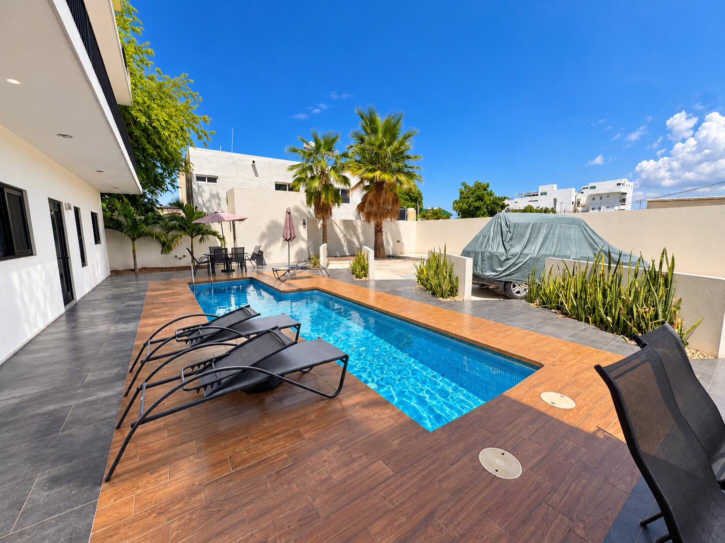 Guillermo Prieto, MEDUSA Private Rooftop Condo