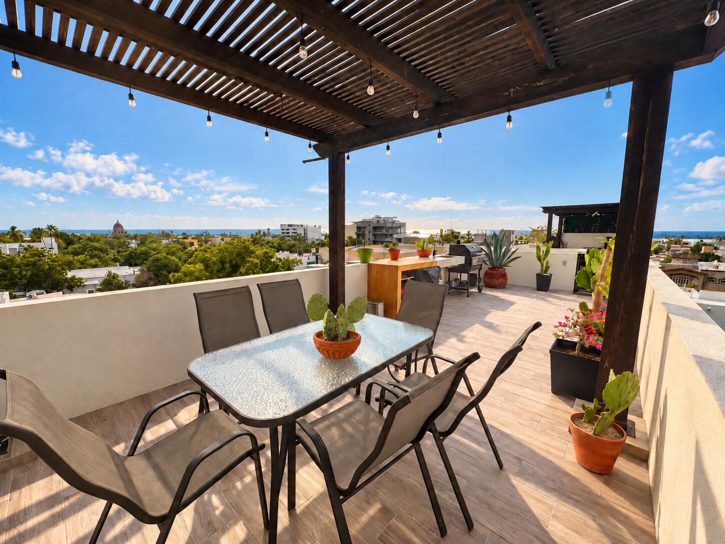 Guillermo Prieto, MEDUSA Private Rooftop Condo