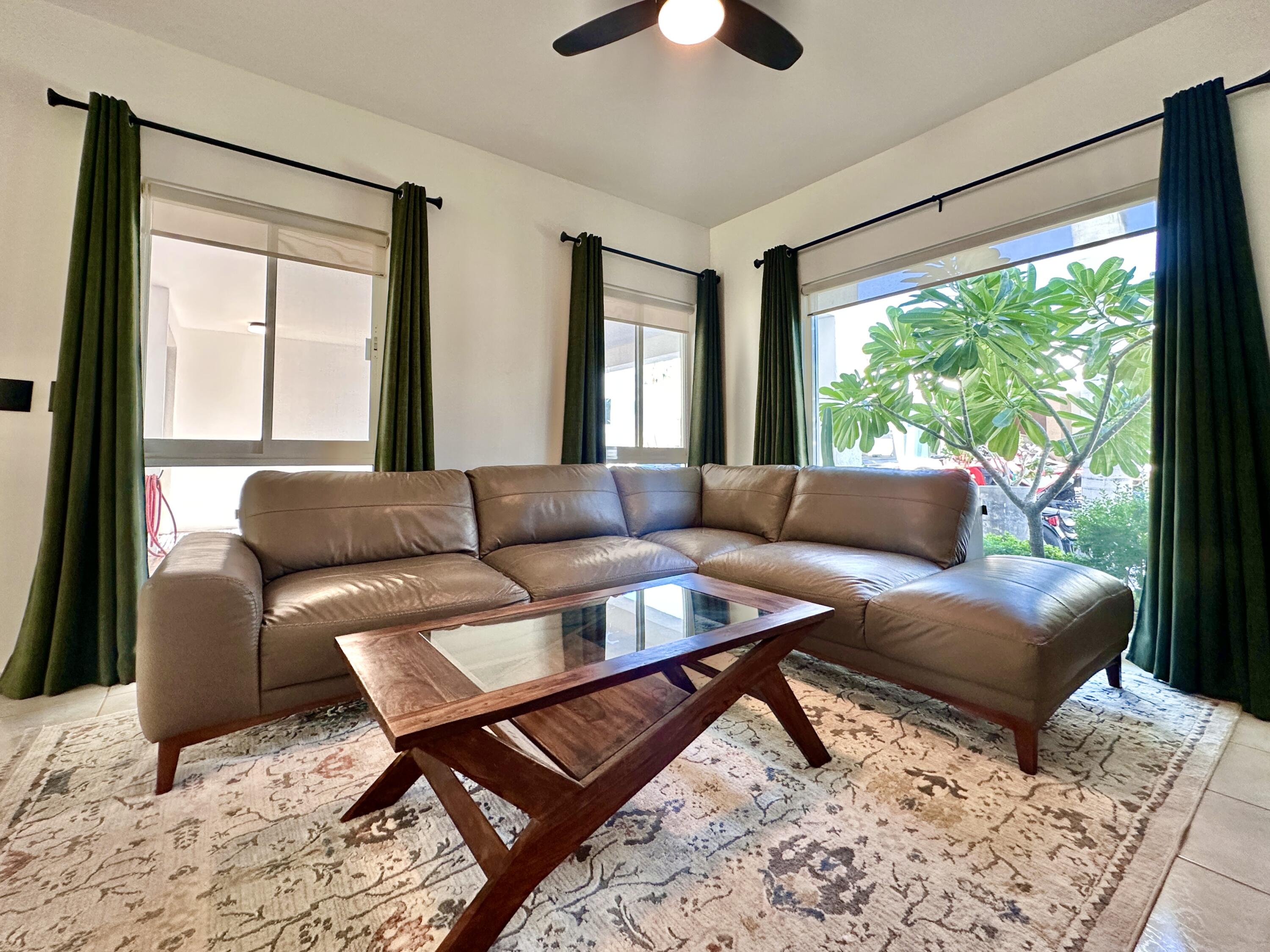627 Calle Santa Rita, Privada La Posada