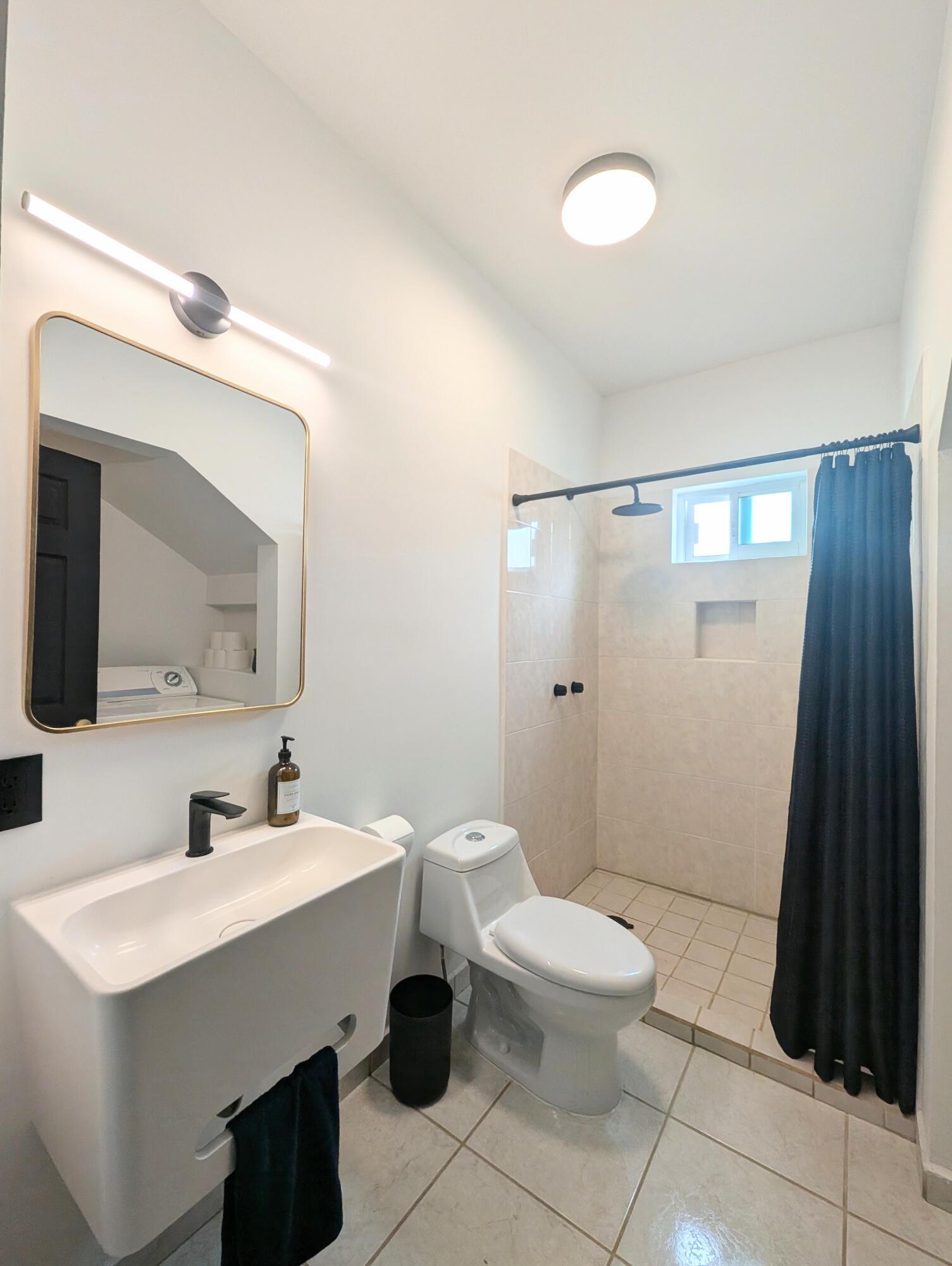627 Calle Santa Rita, Privada La Posada