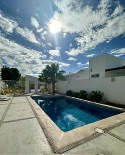 627 Calle Santa Rita, Privada La Posada