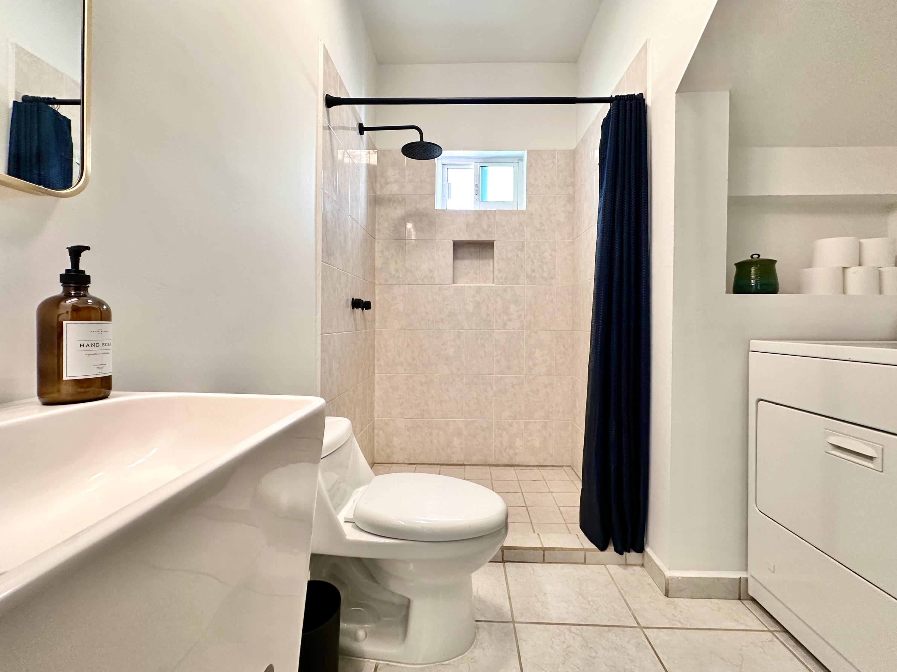 627 Calle Santa Rita, Privada La Posada