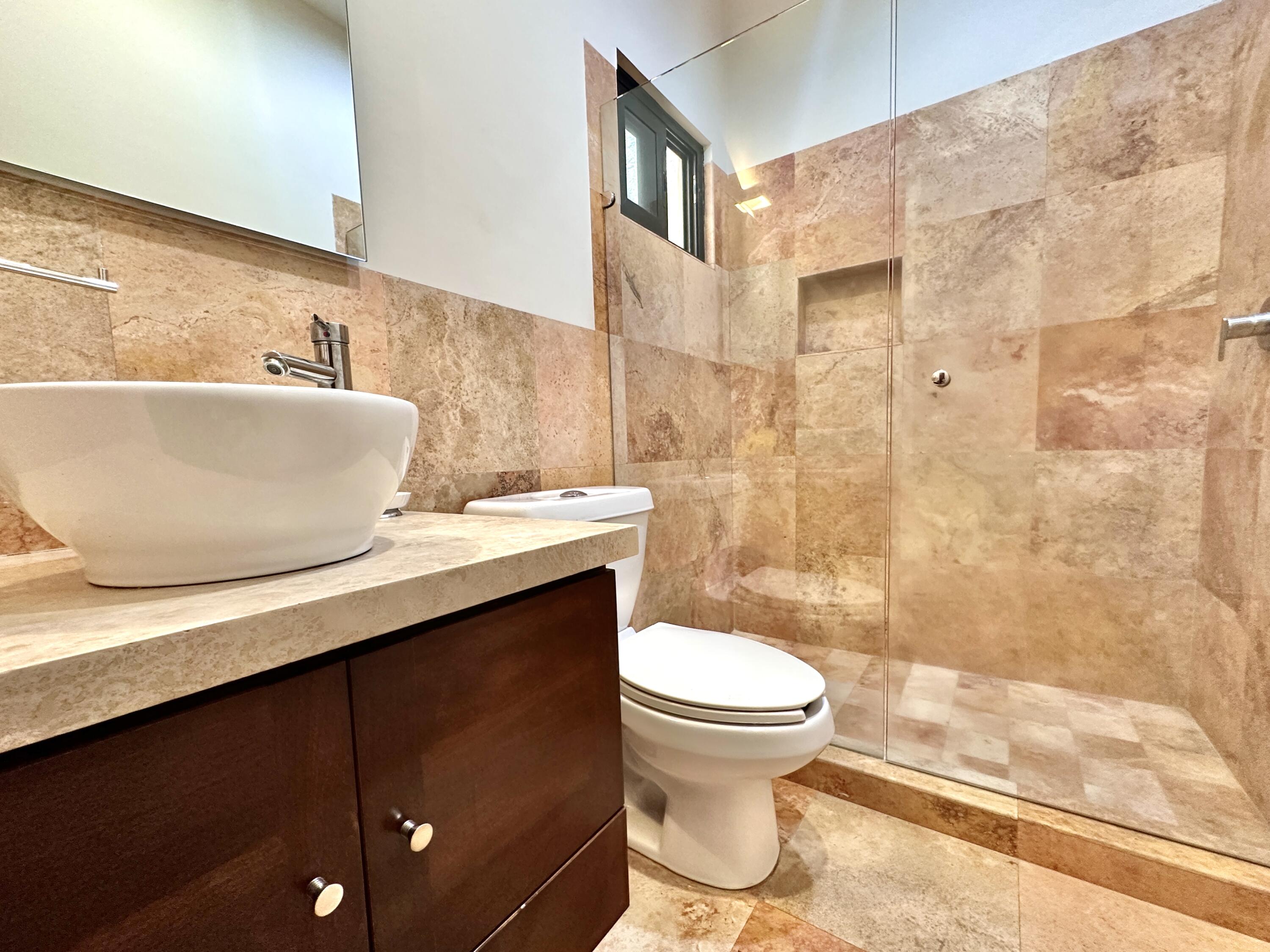 Calle Mohimara, CONDO VISTA BAHIA