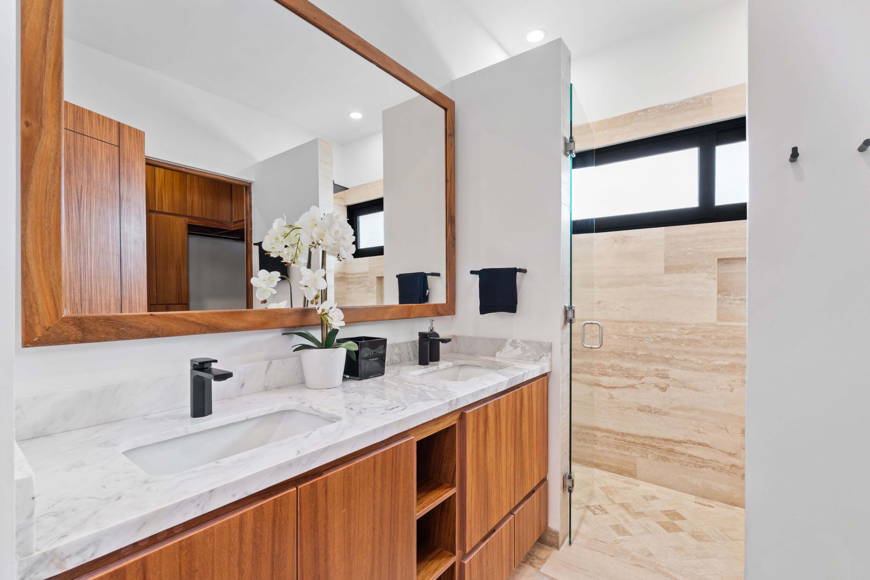 Solara del Mar Laurel 68