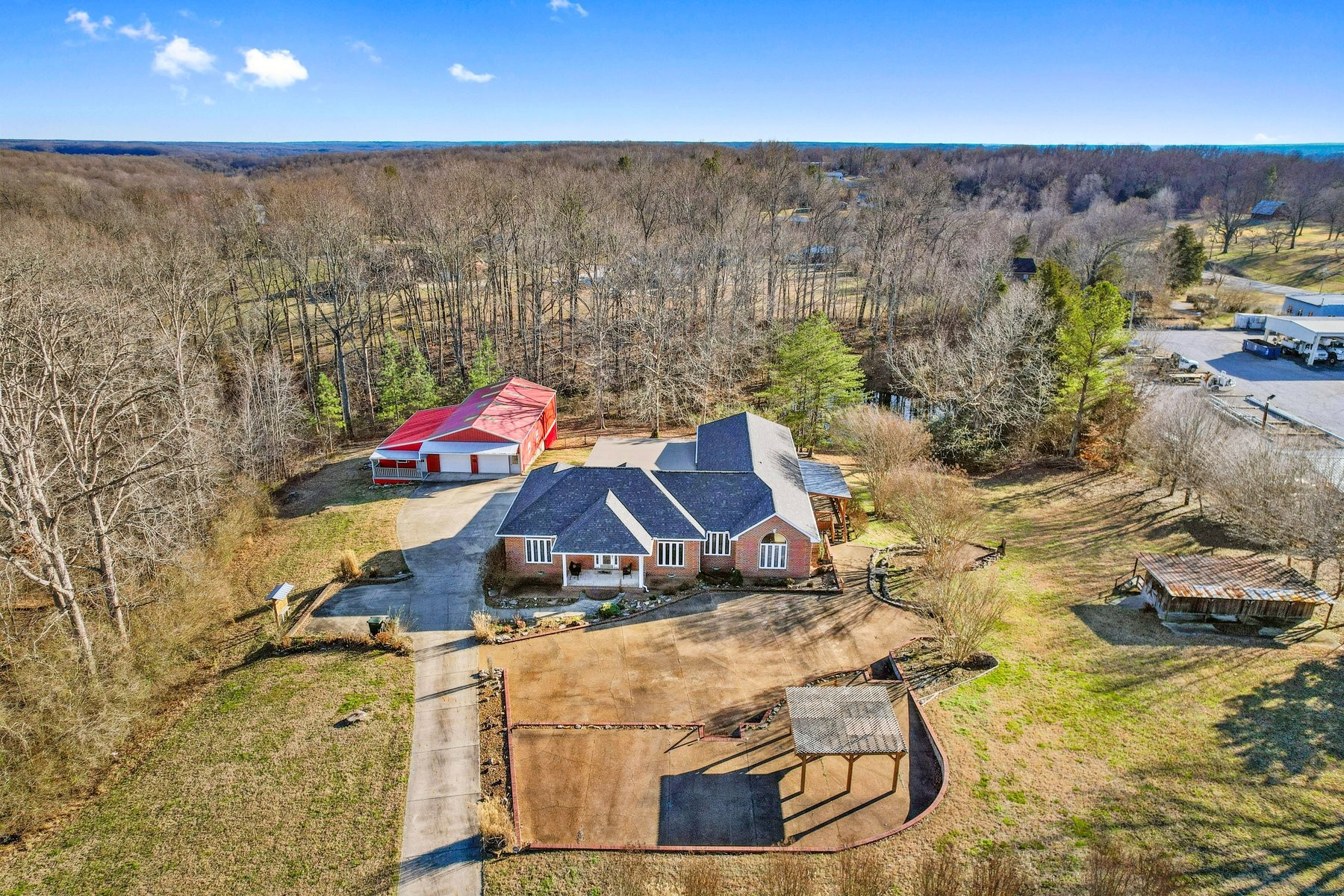 1206 N Oak Dr