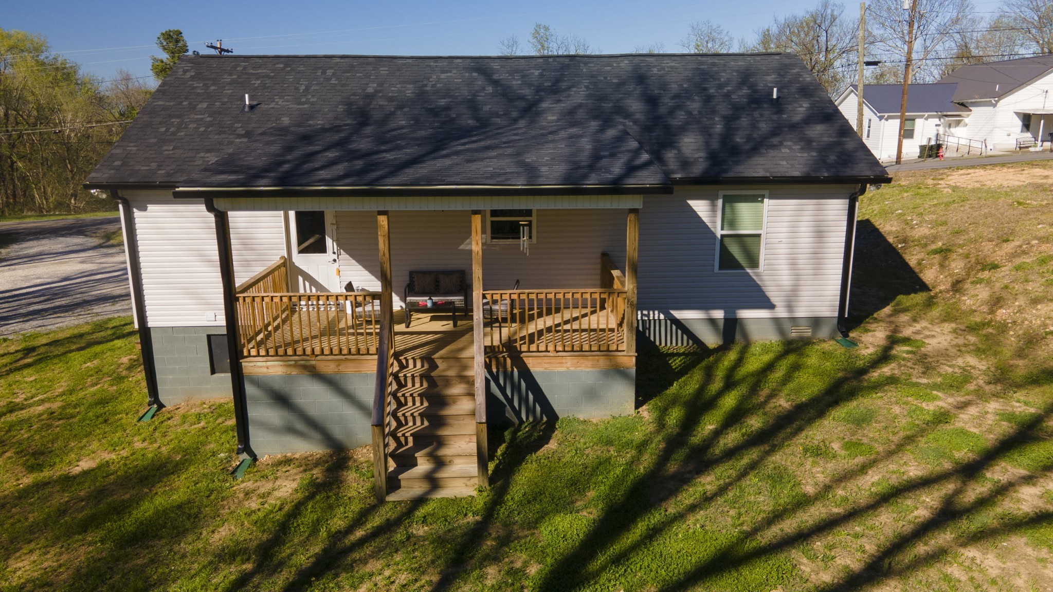220 Columbia Ave