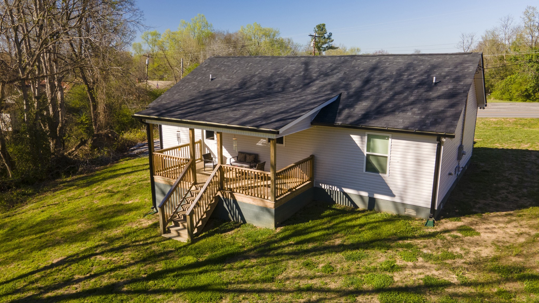 220 Columbia Ave