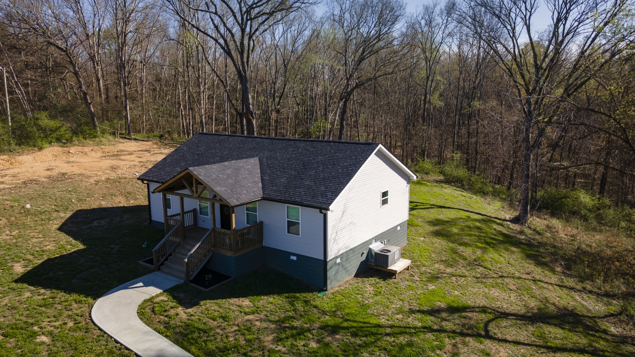 220 Columbia Ave