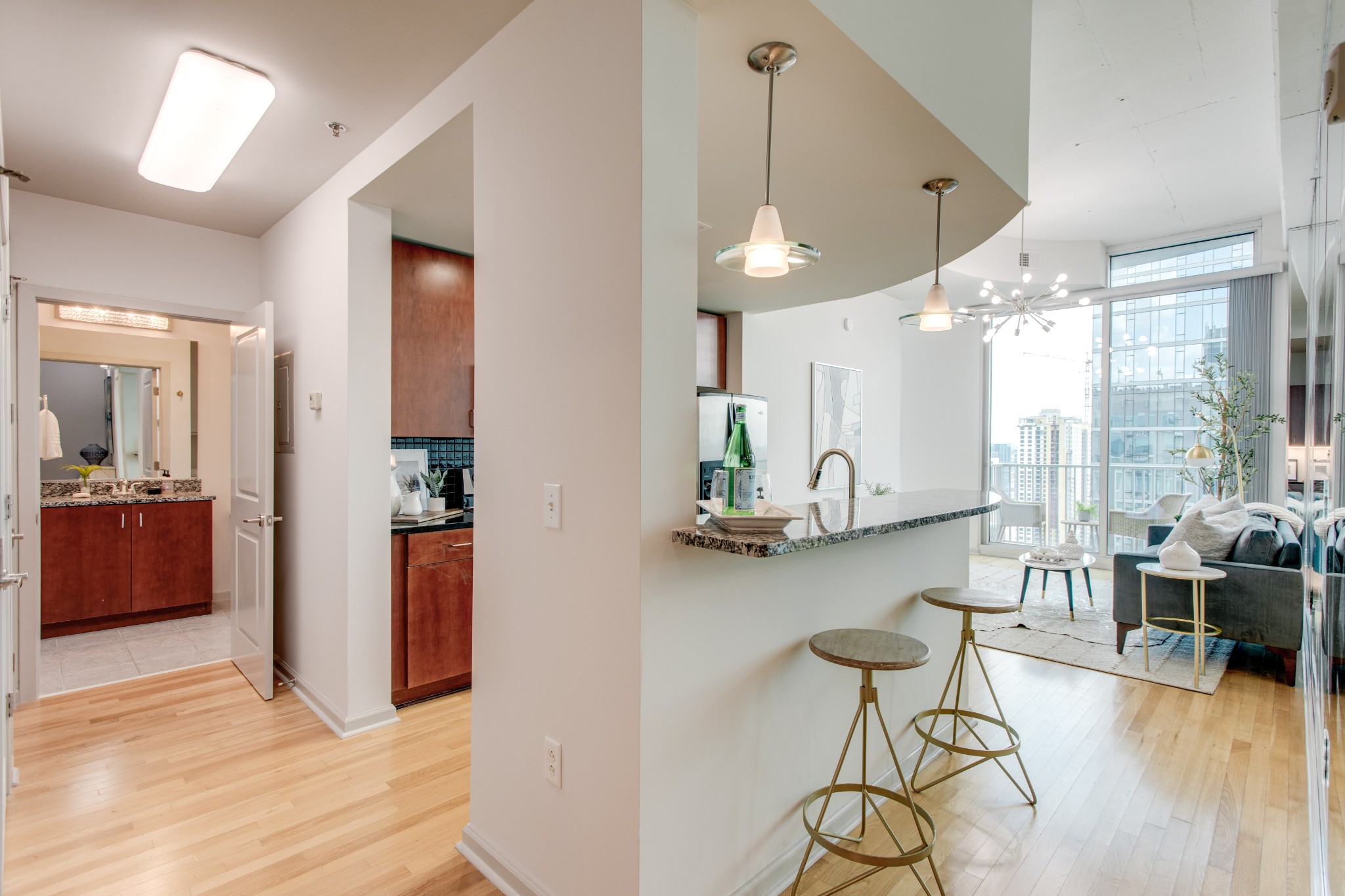 415 Church St Unit: 2904