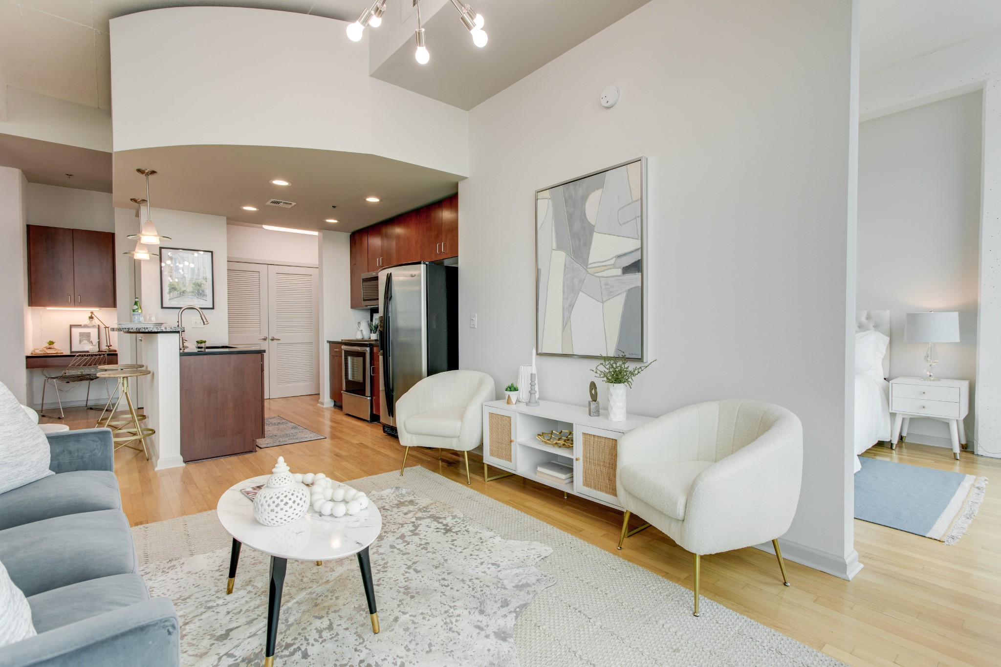 415 Church St Unit: 2904