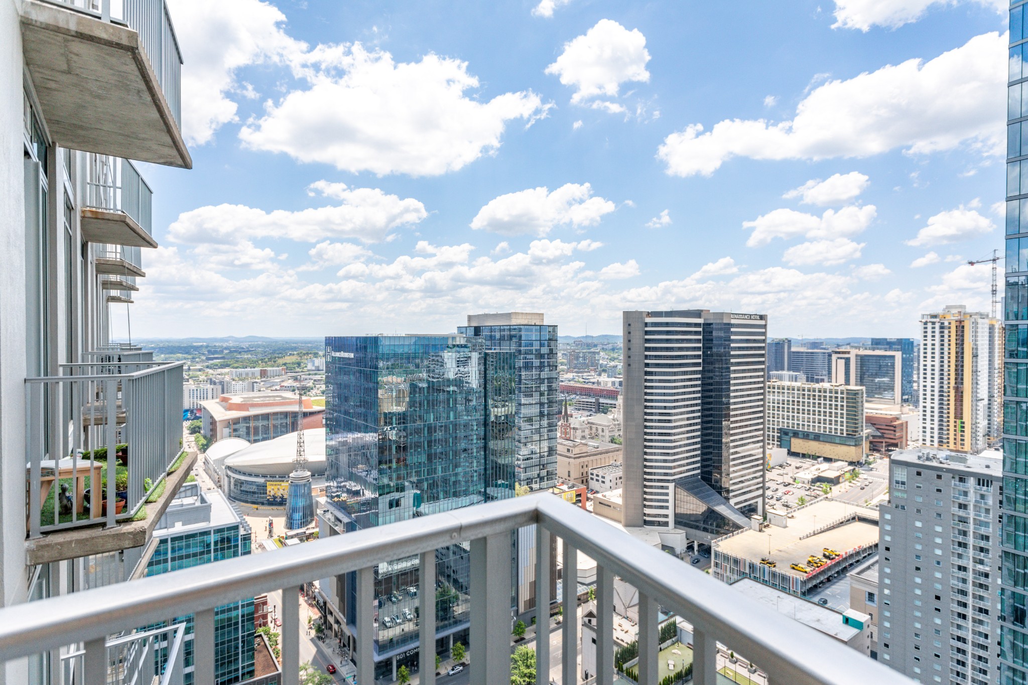 415 Church St Unit: 2904