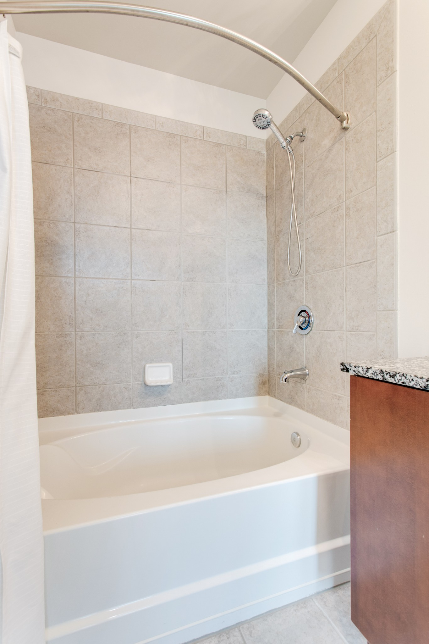 415 Church St Unit: 2904