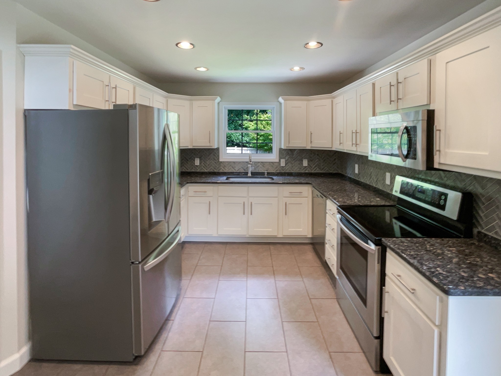 109 Brookview Ct