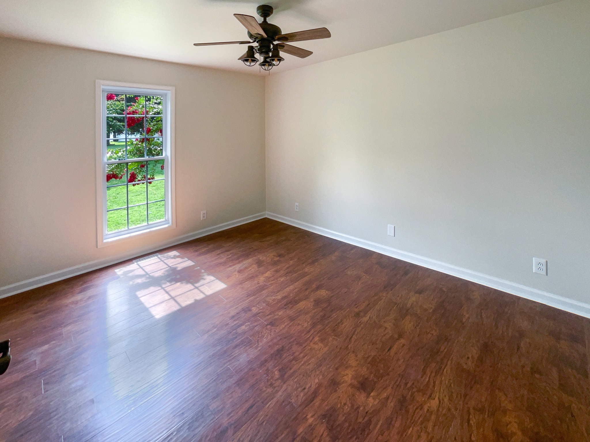 109 Brookview Ct