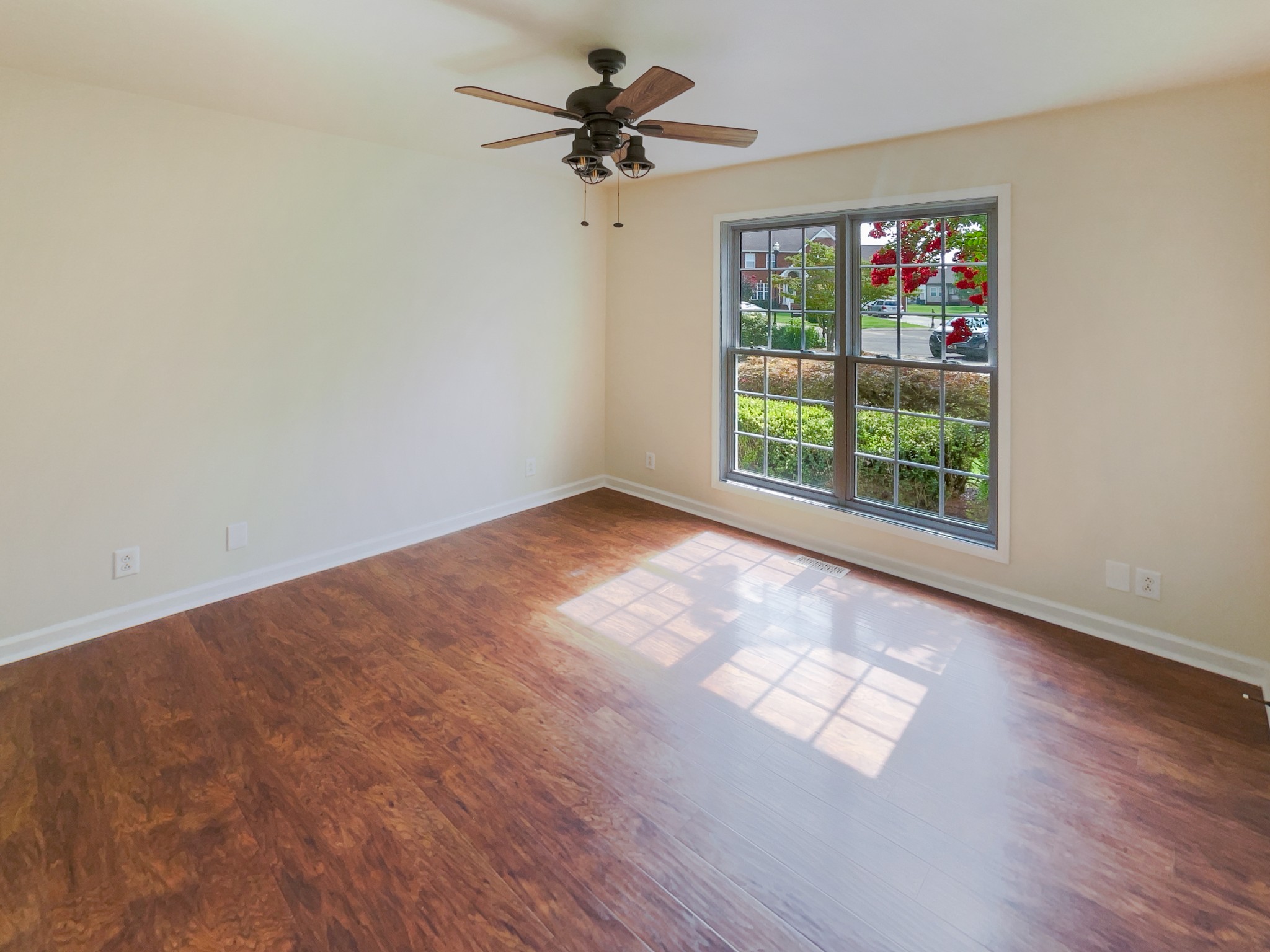 109 Brookview Ct