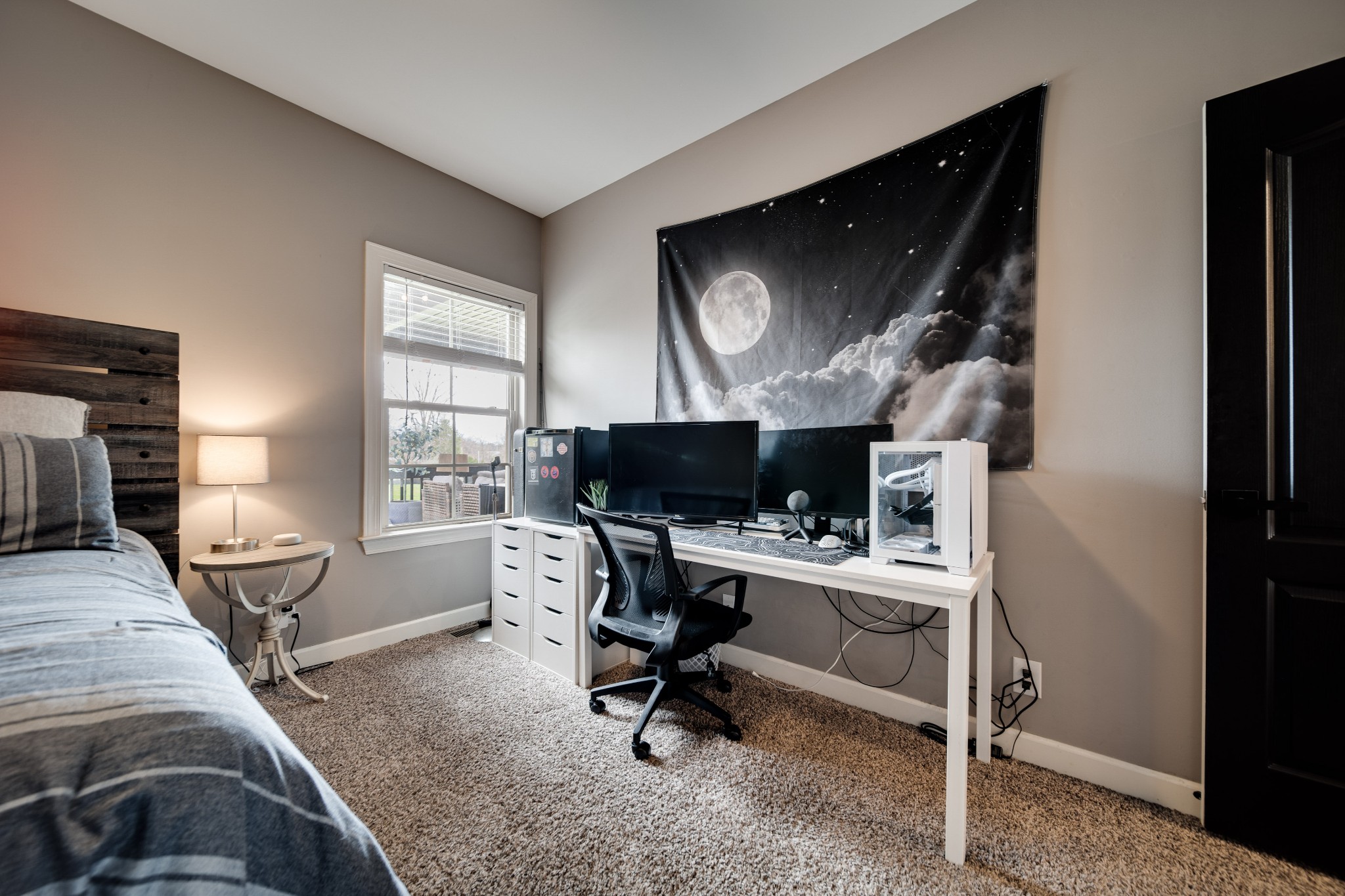 1038 Five Coves Trce