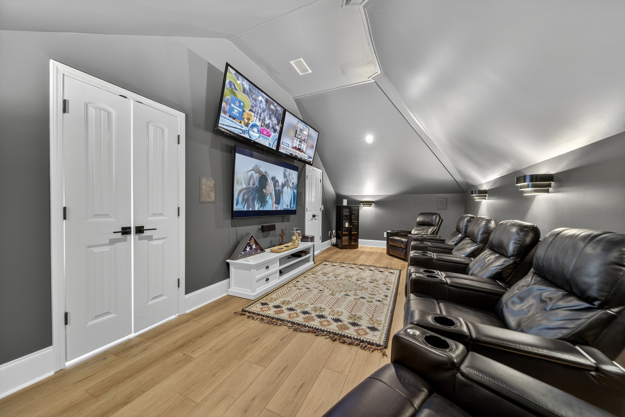 1026 Five Coves Trce