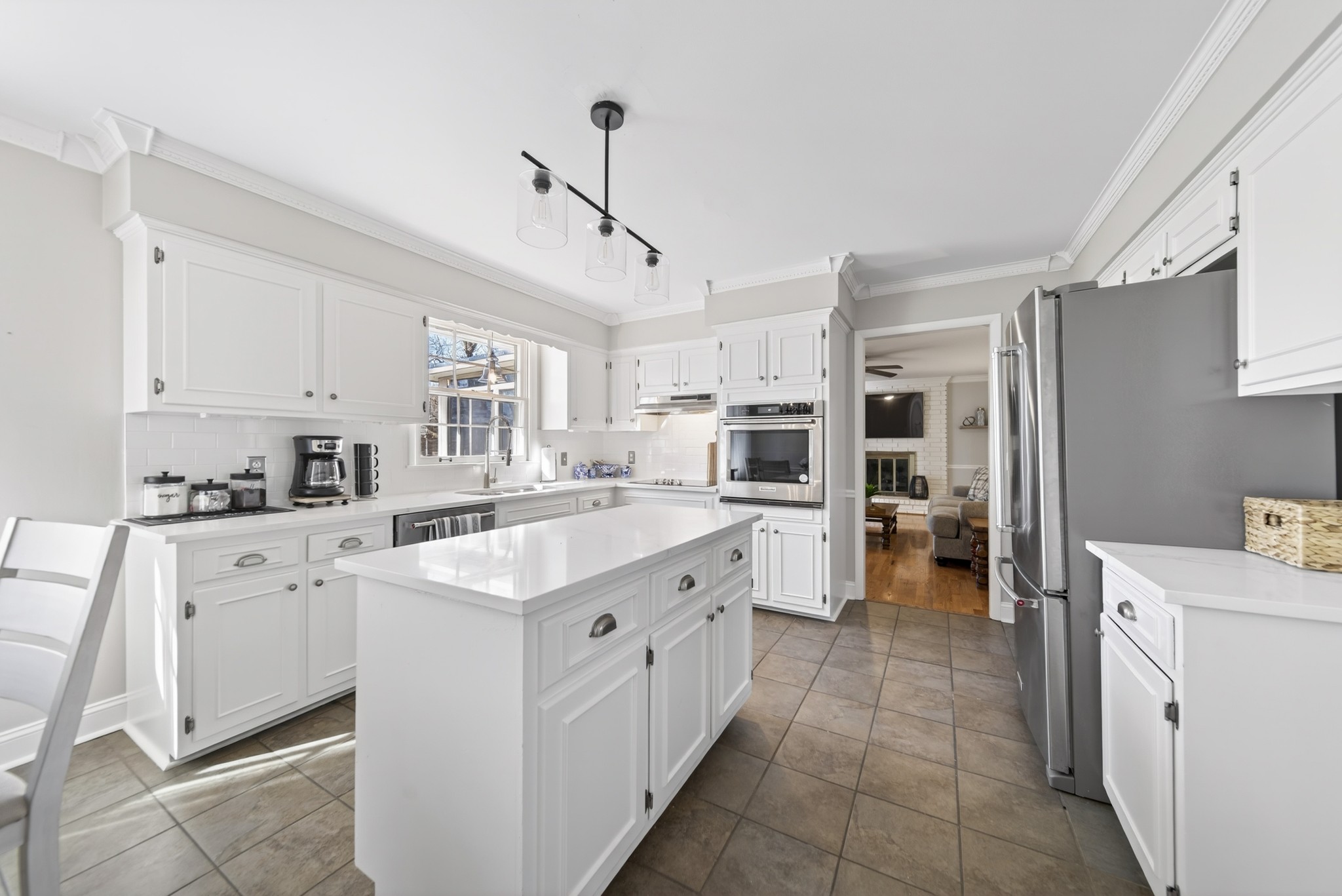 116 Lake Vista Dr