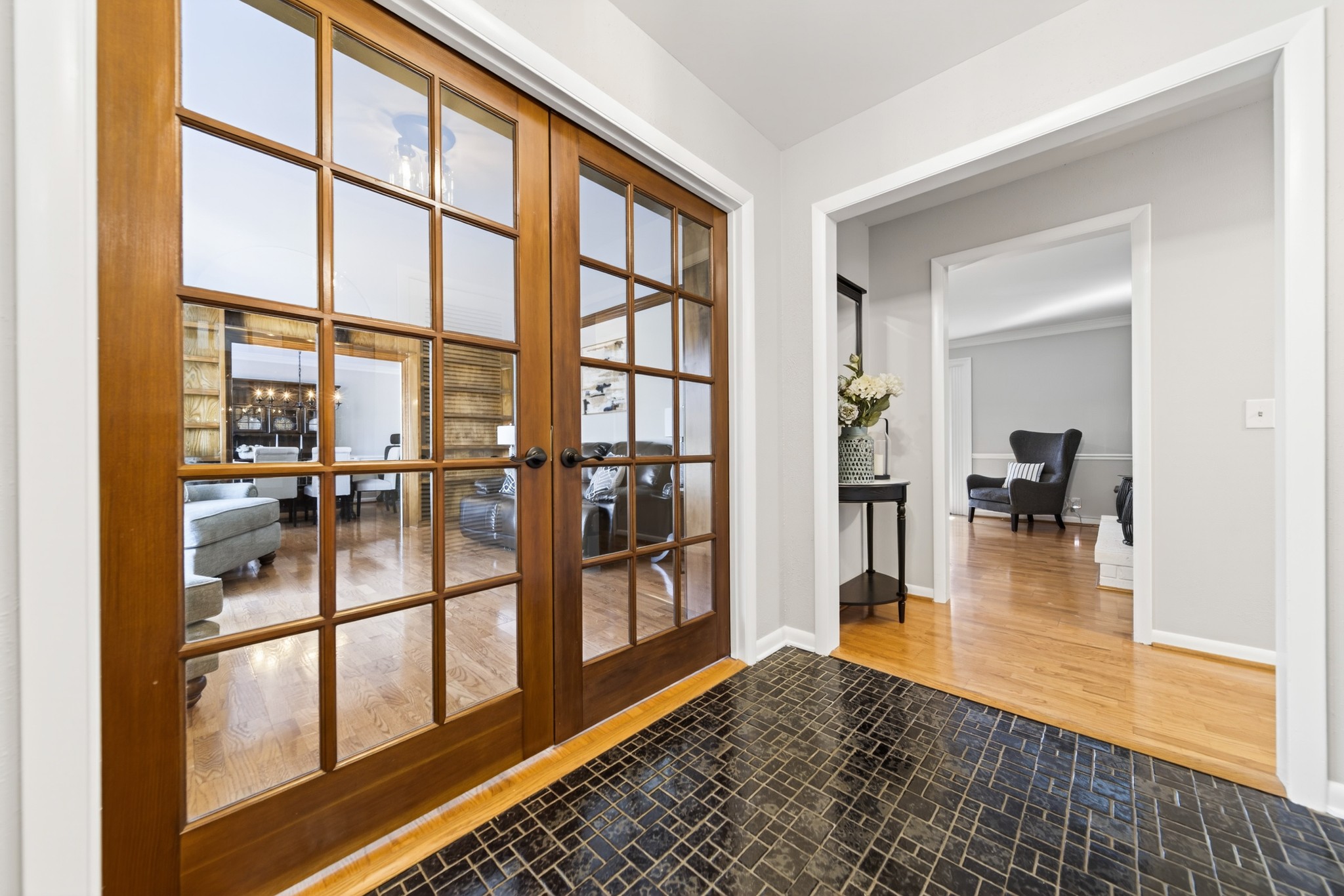 116 Lake Vista Dr