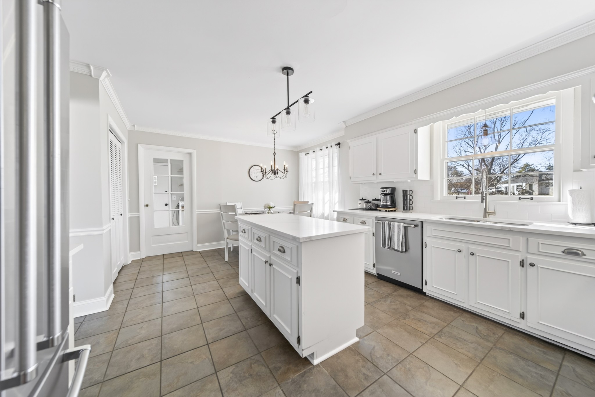 116 Lake Vista Dr