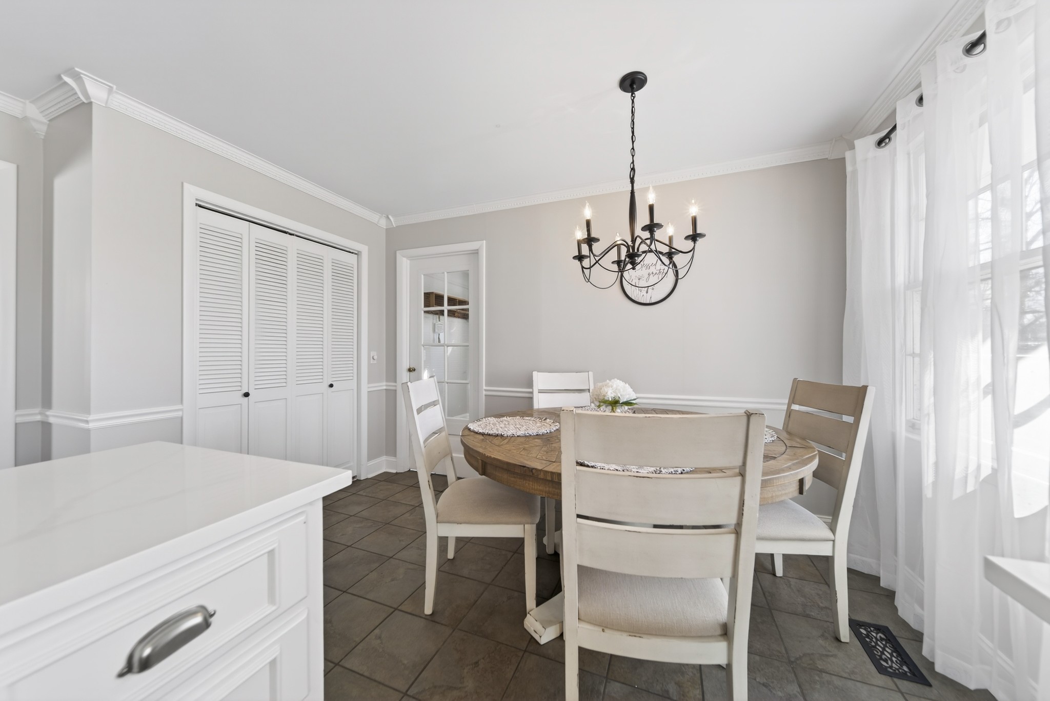 116 Lake Vista Dr