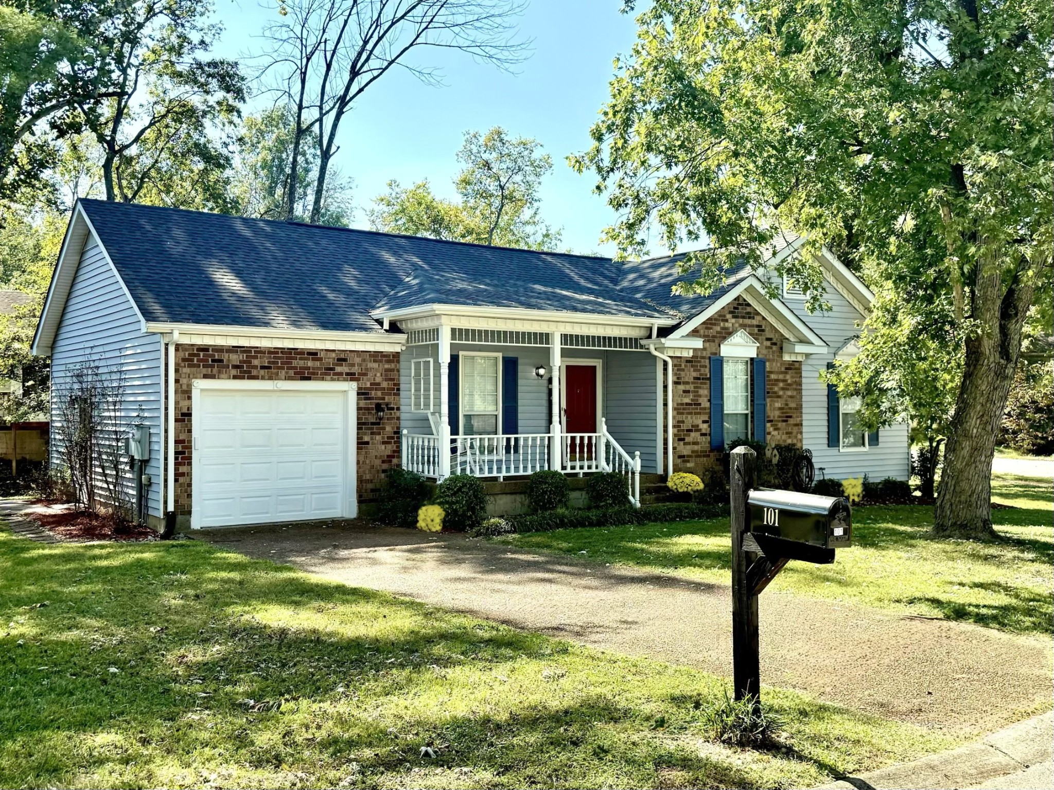 101 Heathcote Ct