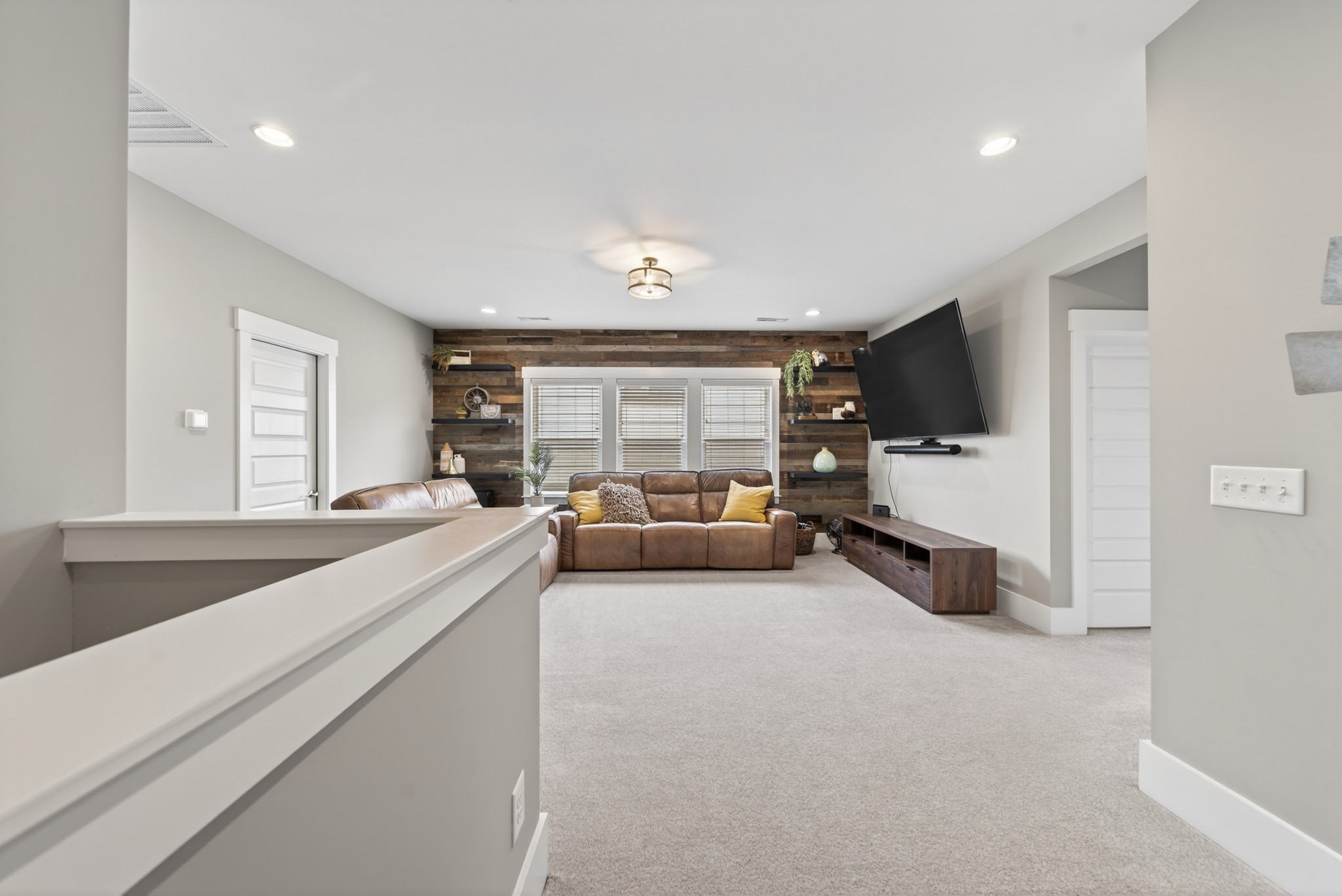 135 Ashington Cir