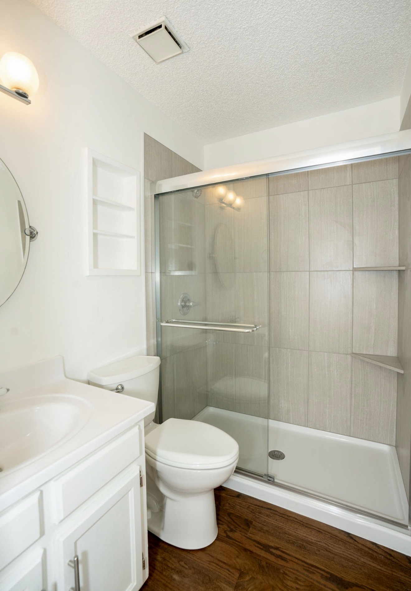 101 Heathcote Ct