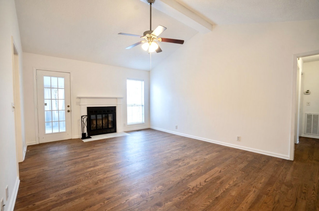 101 Heathcote Ct