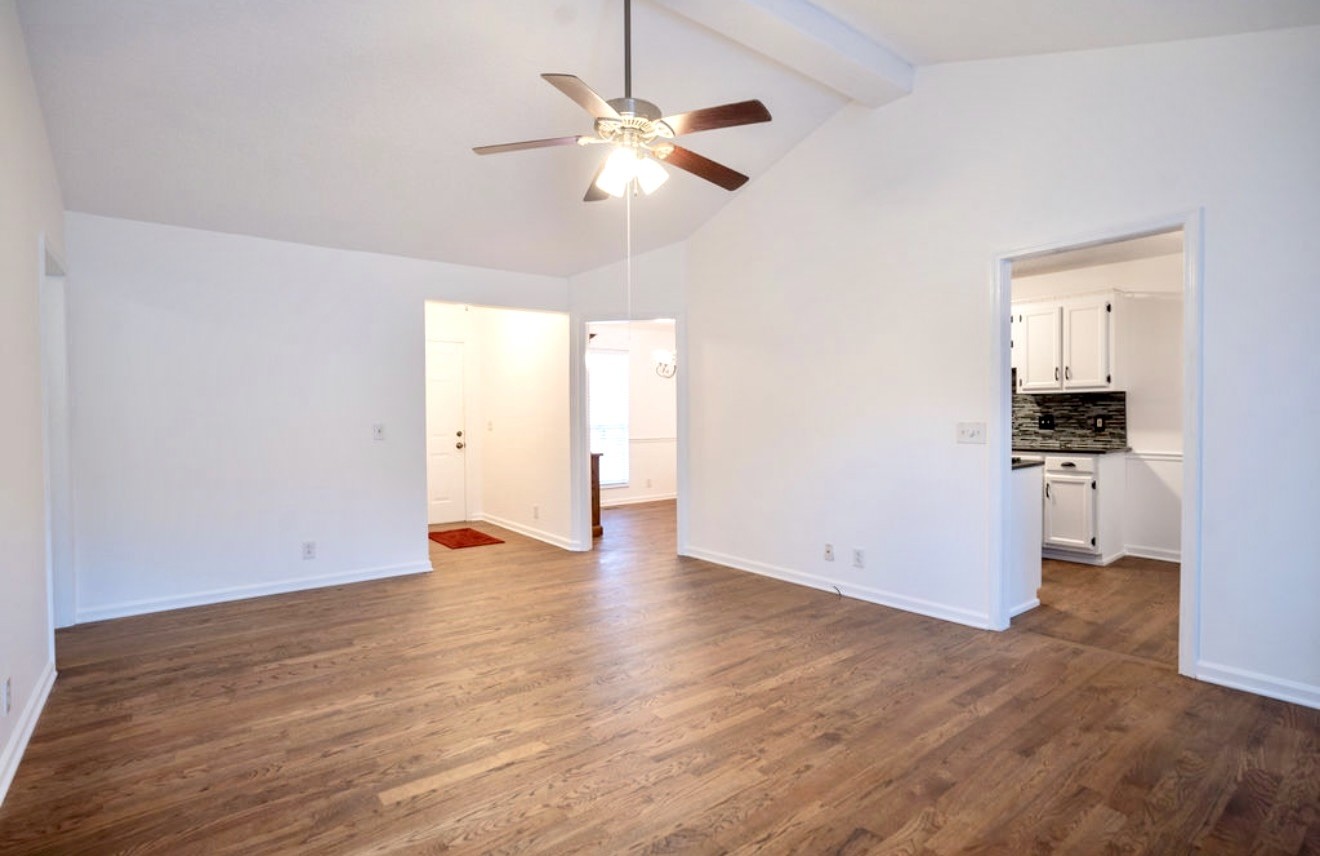 101 Heathcote Ct