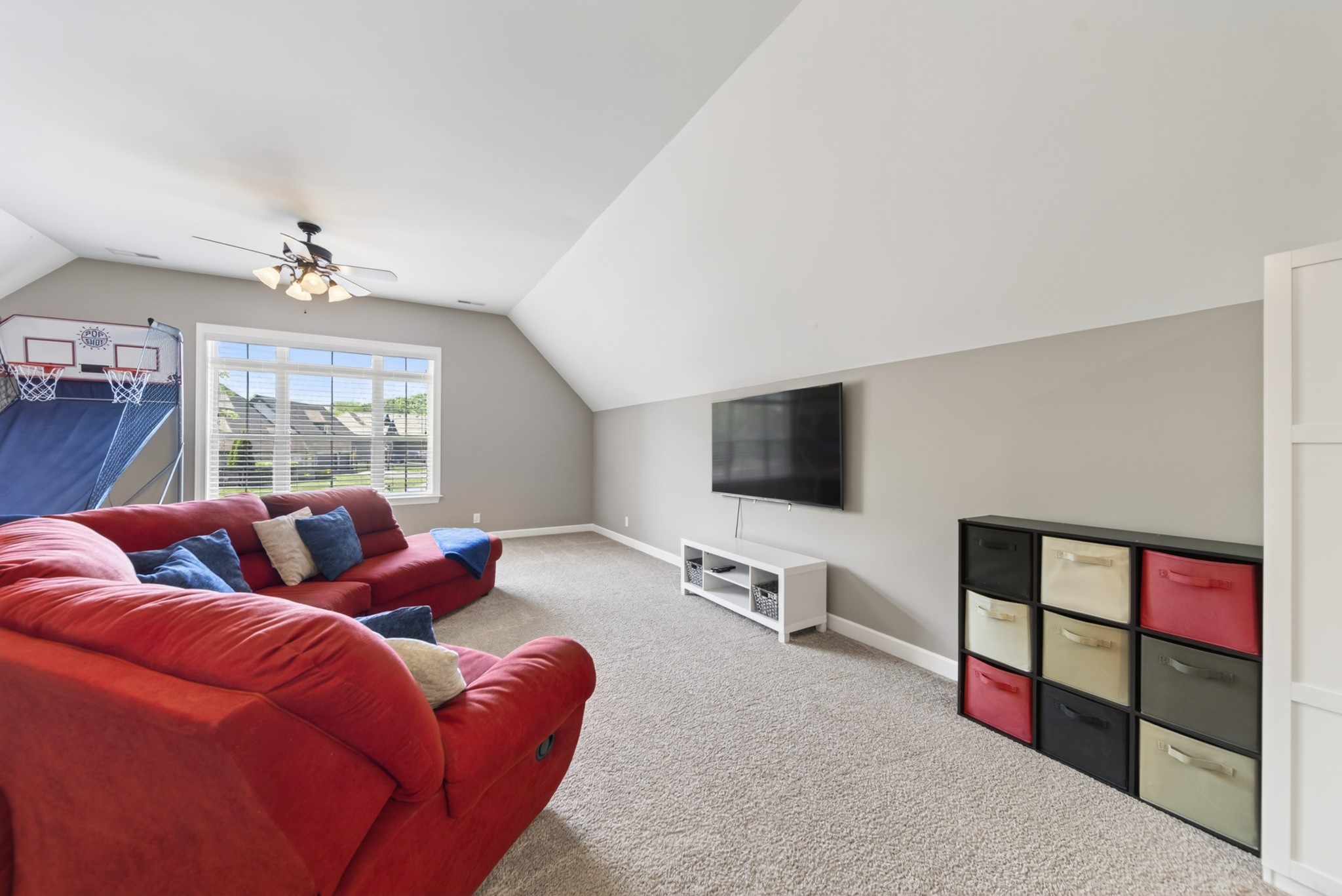 1034 Five Coves Trce