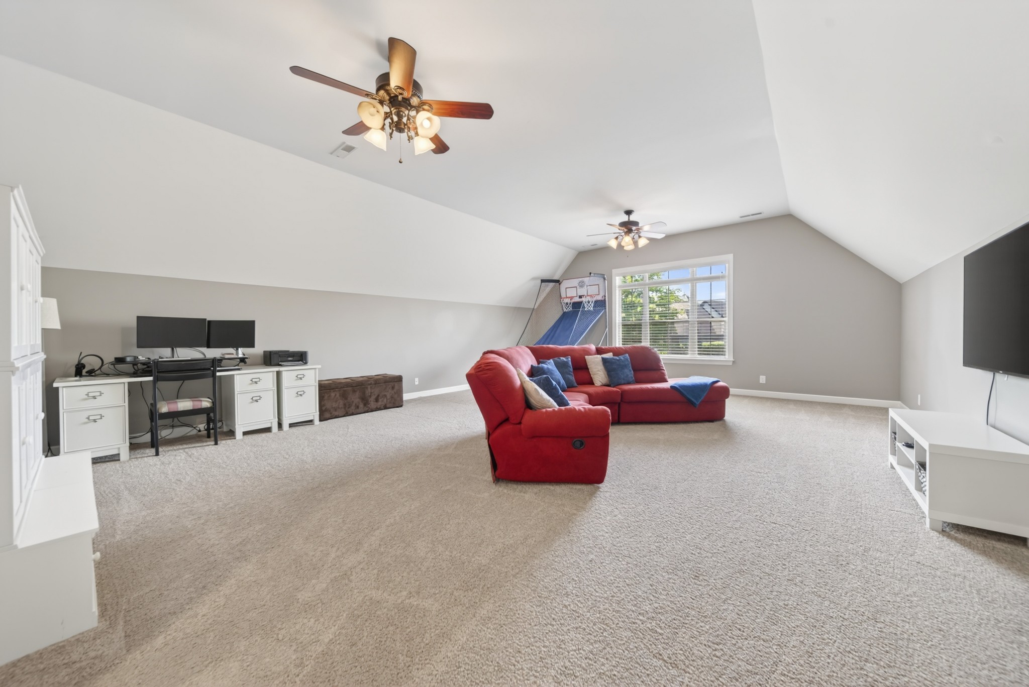 1034 Five Coves Trce