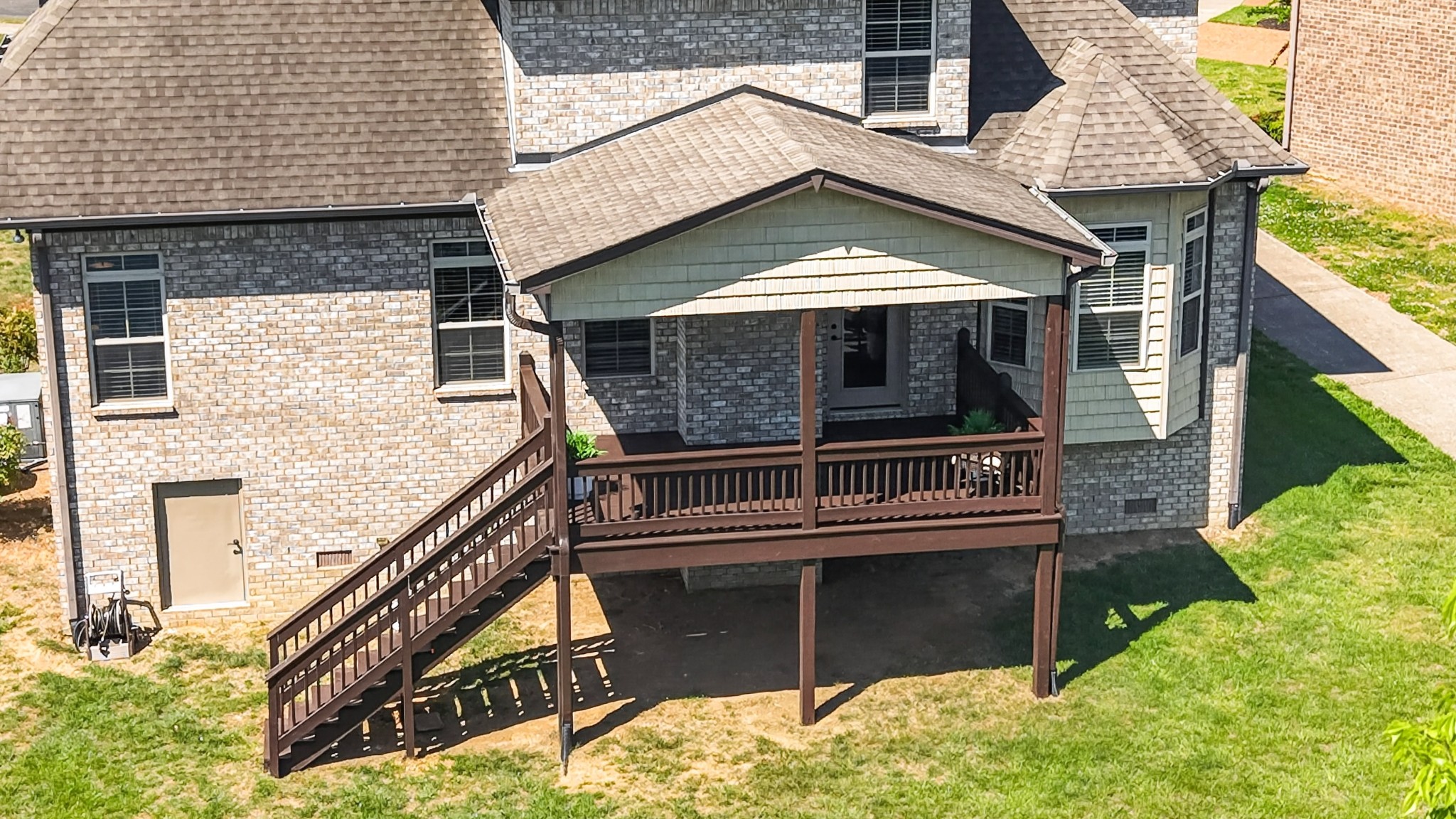 1034 Five Coves Trce