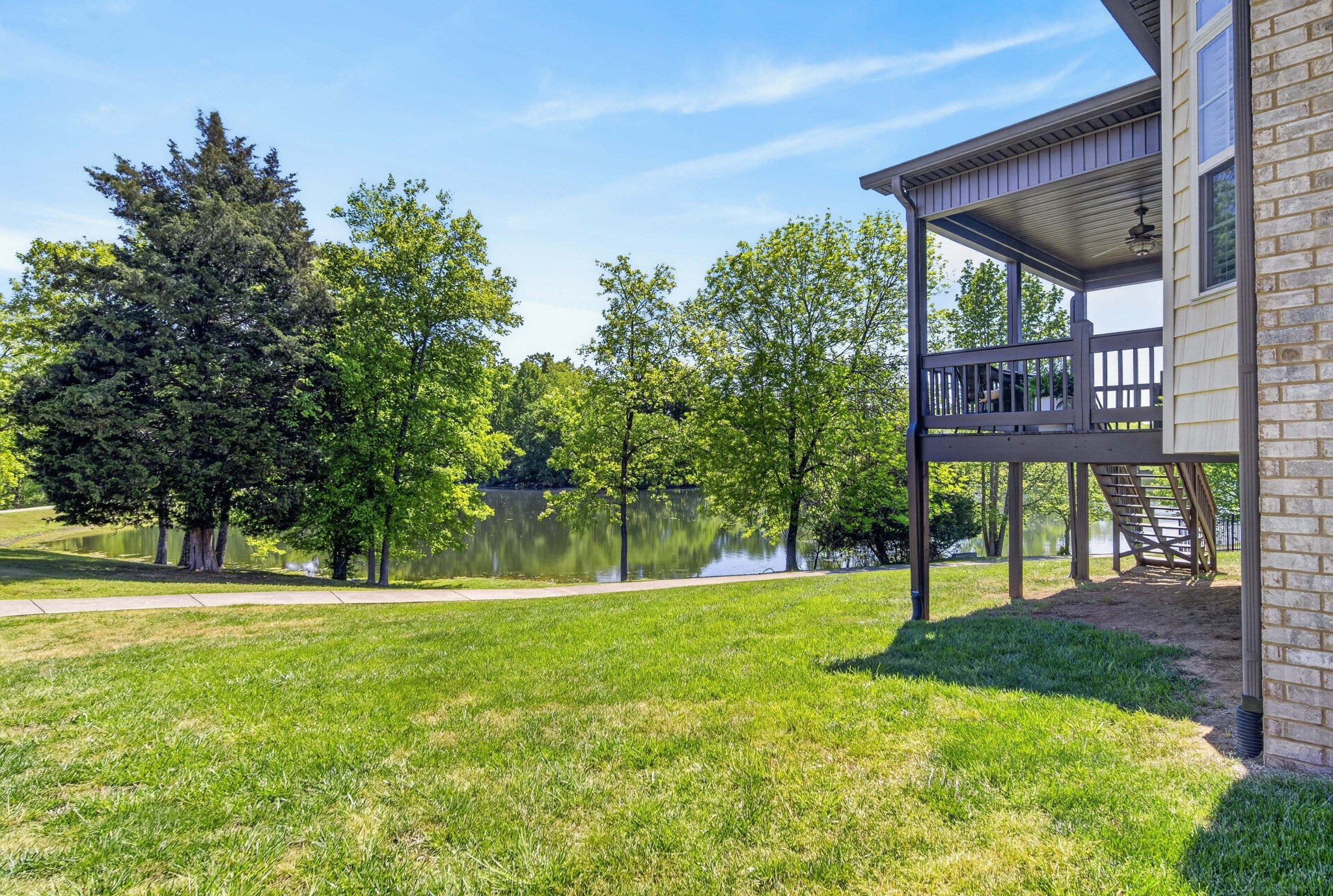 1034 Five Coves Trce