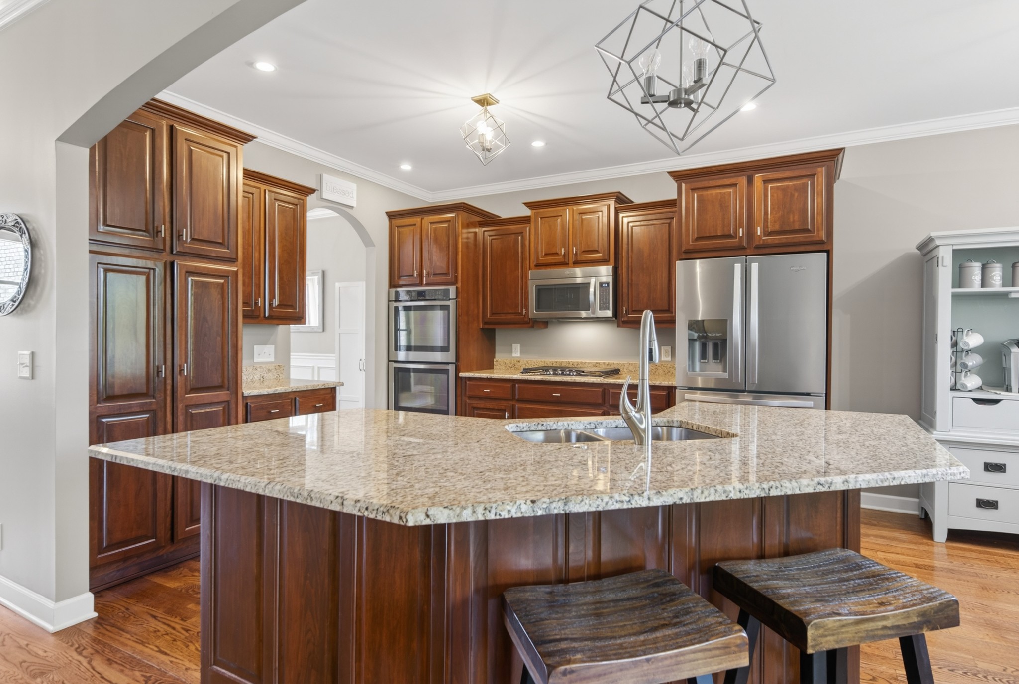 1034 Five Coves Trce