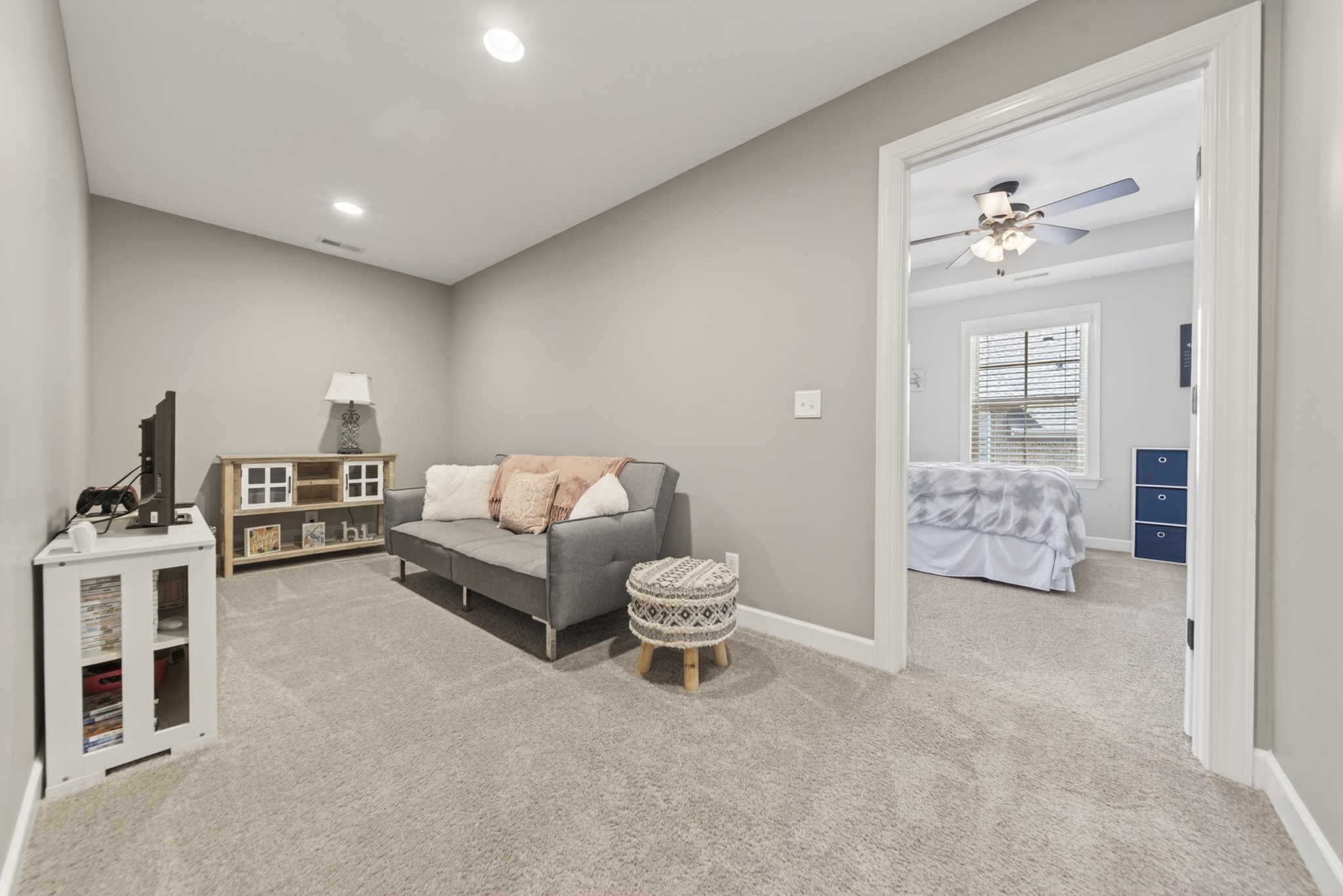 1034 Five Coves Trce