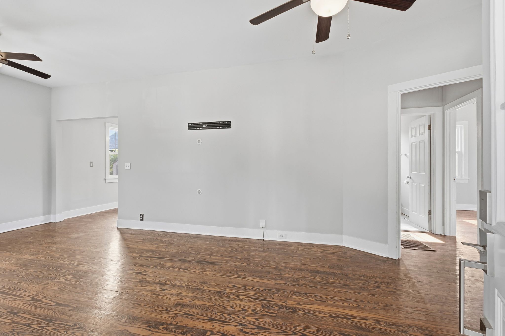 1015 Bryan St