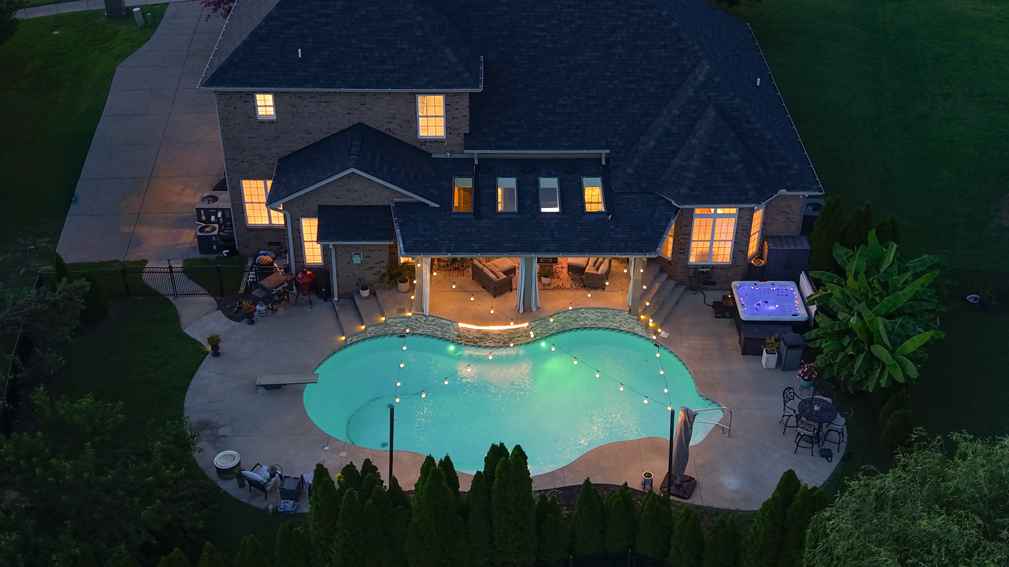 105 Beacon Light Cv